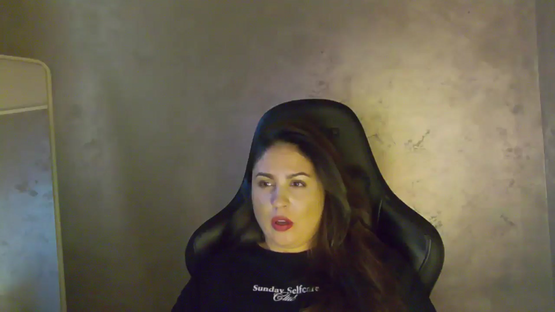 Gallery image thumbnail from NotVanilla's myfreecams stream on, 12/29/2025, 03:42 image 3 of 20