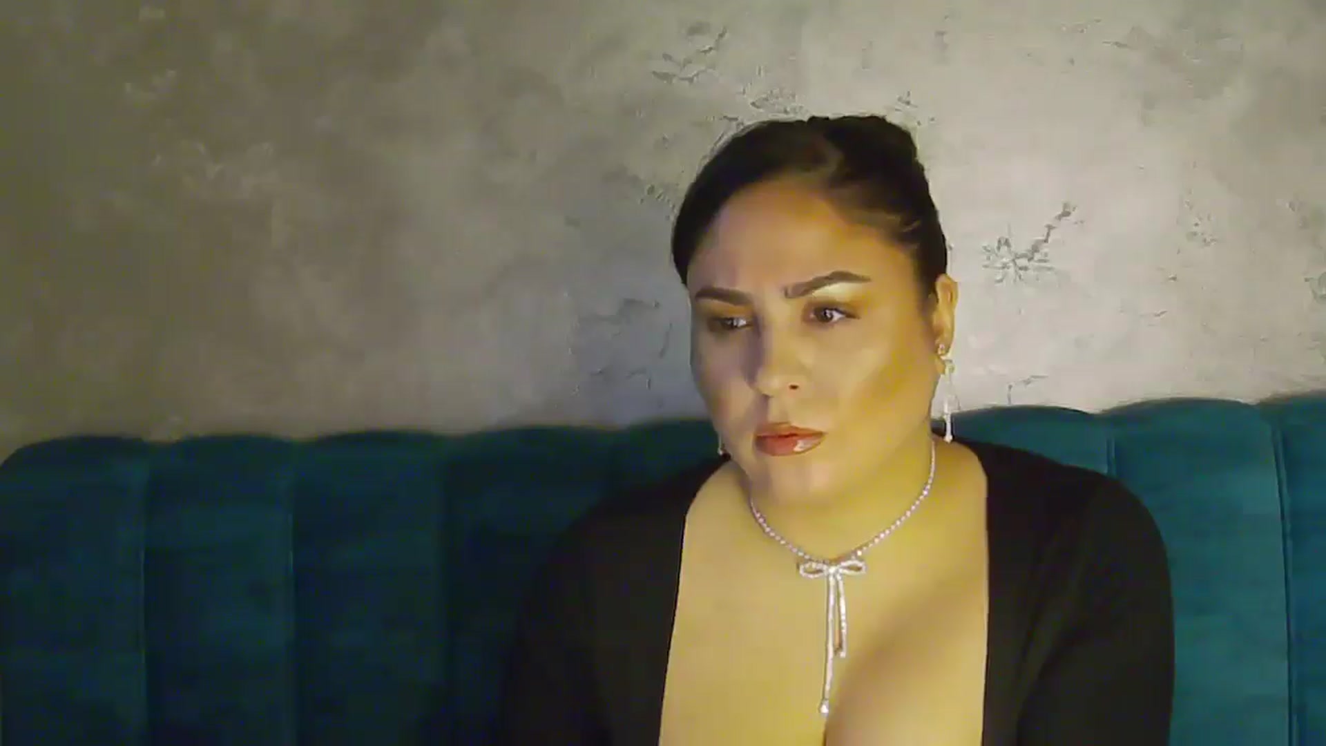 Gallery image thumbnail from NotVanilla's myfreecams stream on, 12/30/2025, 02:08 image 12 of 20