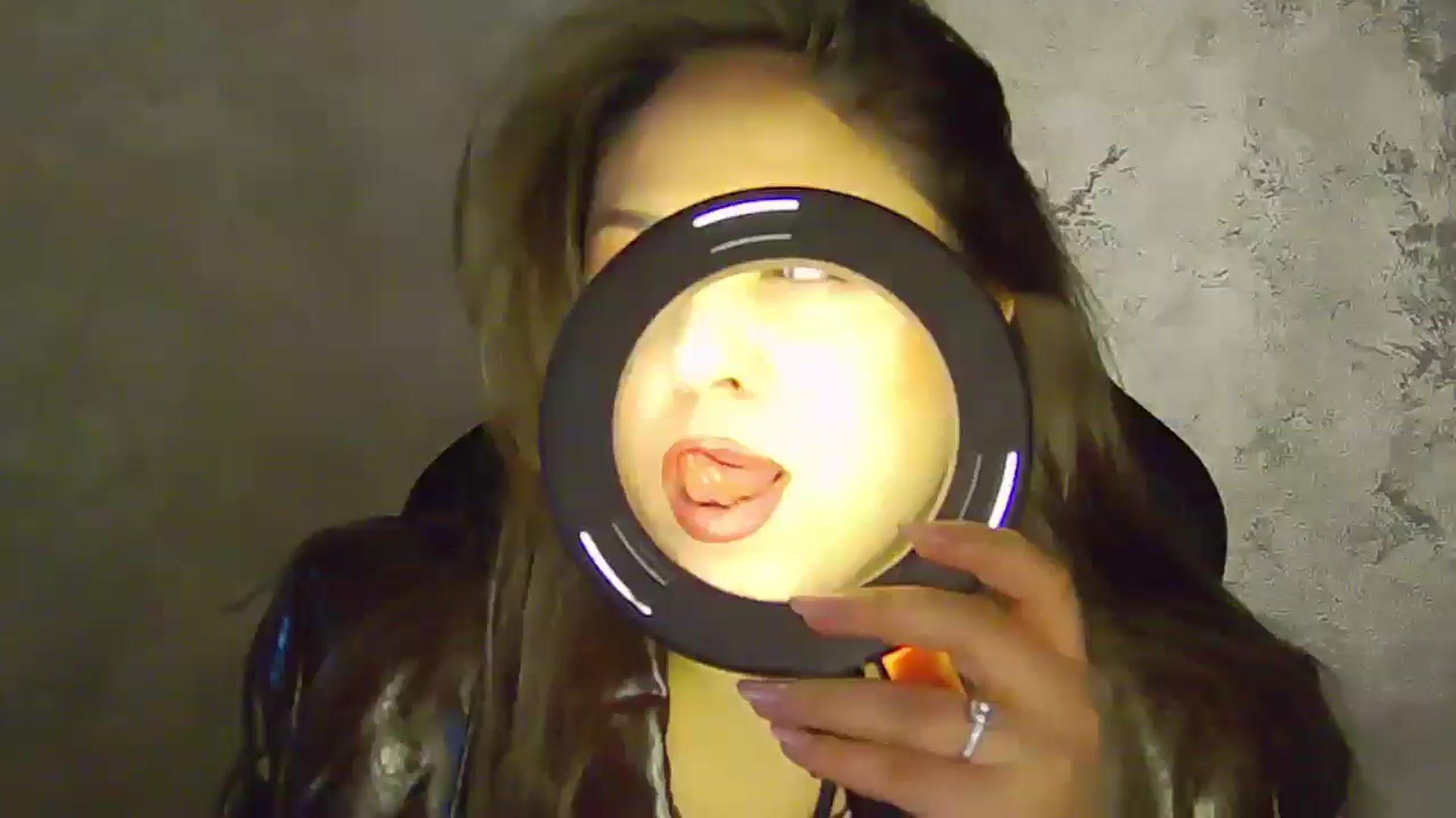 Gallery image thumbnail from NotVanilla's myfreecams stream on, 12/31/2025, 24:01 image 7 of 20