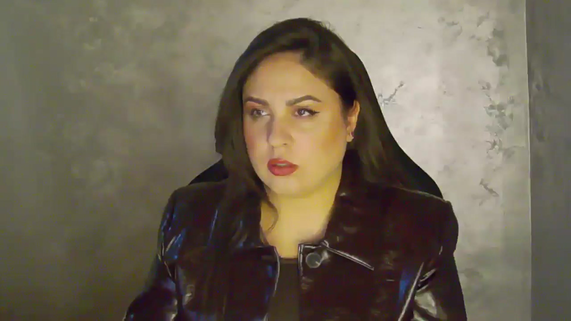 Gallery image thumbnail from NotVanilla's myfreecams stream on, 12/31/2025, 24:01 image 10 of 20