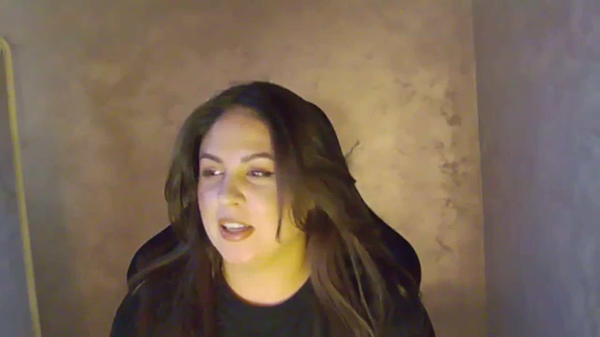 Gallery image thumbnail from NotVanilla's myfreecams stream on, 12/31/2025, 06:03 image 8 of 20