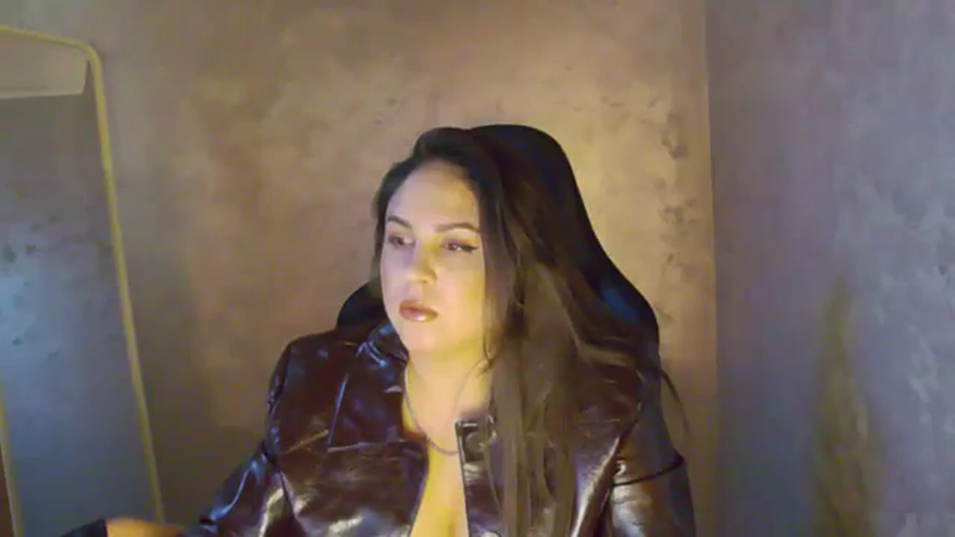 Gallery image thumbnail from NotVanilla's myfreecams stream on, 12/31/2025, 06:03 image 3 of 20