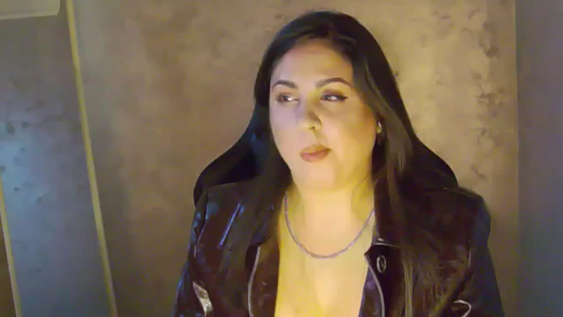 Gallery image thumbnail from NotVanilla's myfreecams stream on, 12/31/2025, 06:03 image 20 of 20