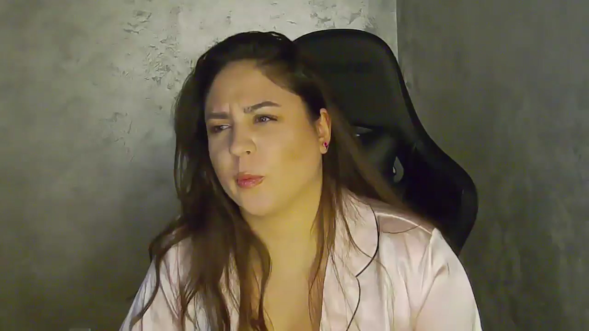 Gallery image thumbnail from NotVanilla's myfreecams stream on, 01/02/2026, 02:35 image 12 of 20