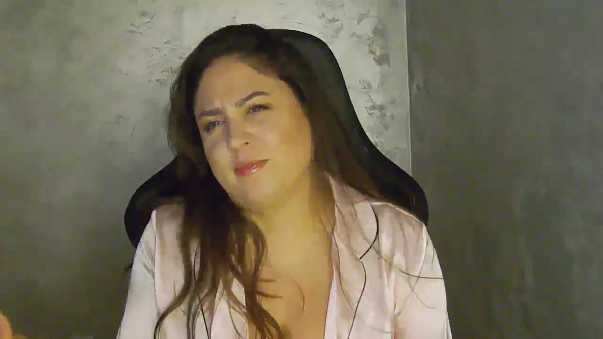 Gallery image thumbnail from NotVanilla's myfreecams stream on, 01/02/2026, 02:35 image 4 of 20