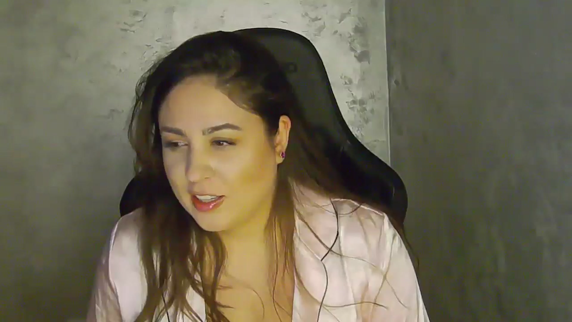 Gallery image thumbnail from NotVanilla's myfreecams stream on, 01/02/2026, 02:35 image 5 of 20