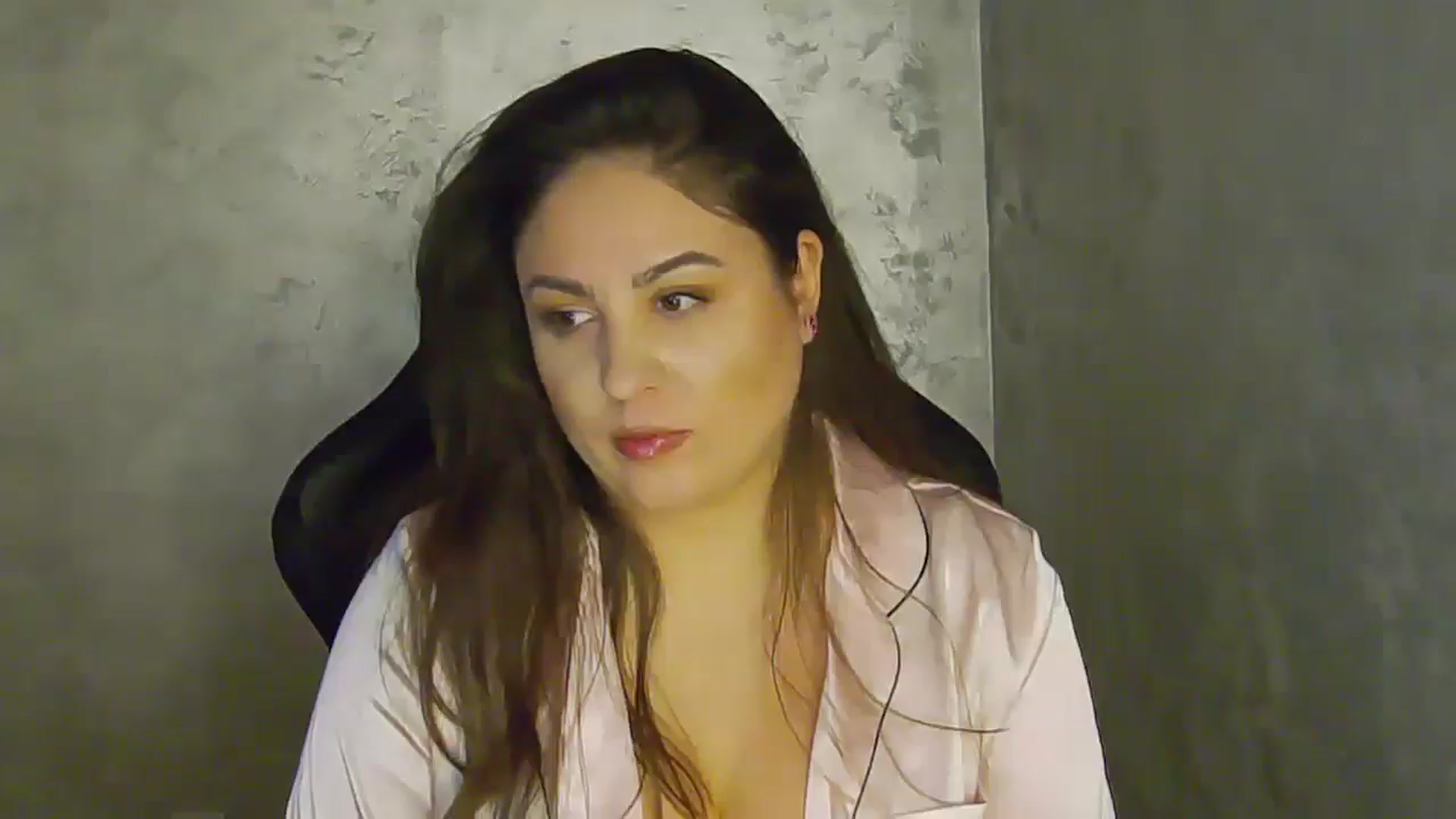 Gallery image thumbnail from NotVanilla's myfreecams stream on, 01/02/2026, 02:35 image 6 of 20