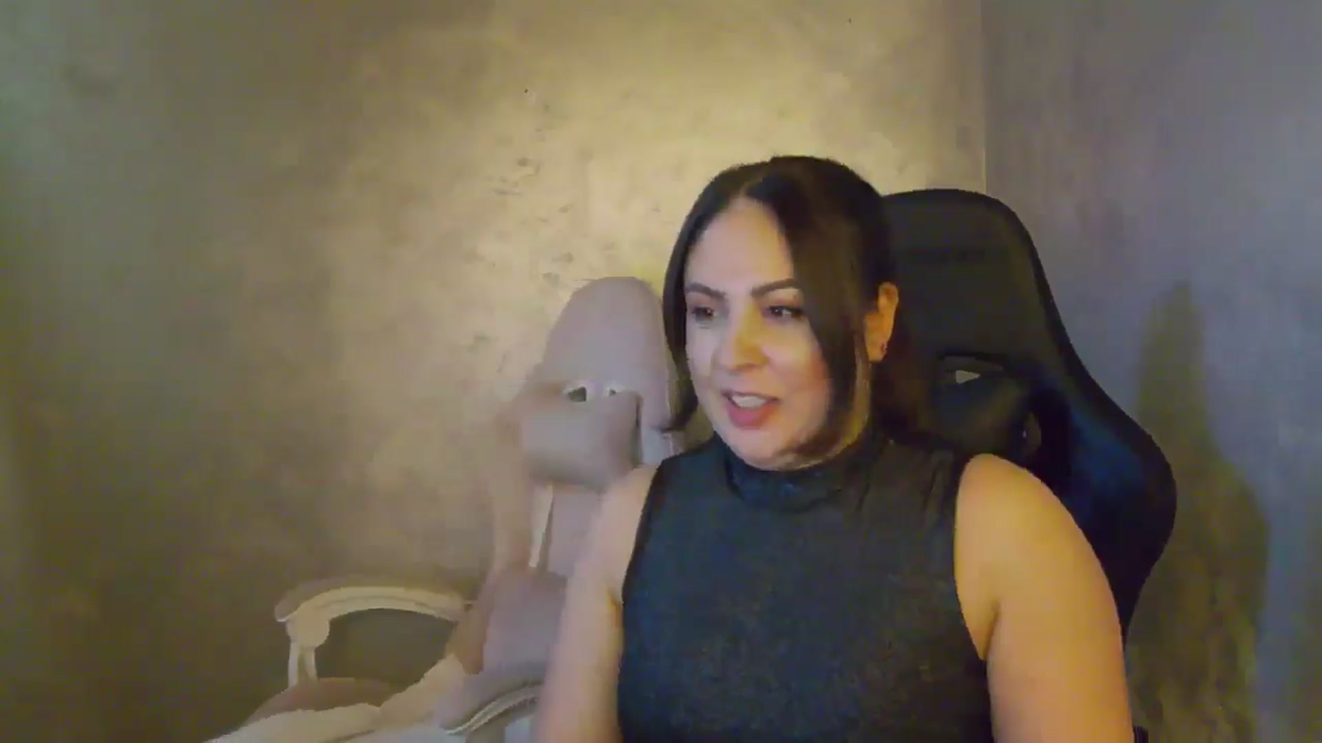 Gallery image thumbnail from NotVanilla's myfreecams stream on, 01/02/2026, 23:58 image 2 of 20