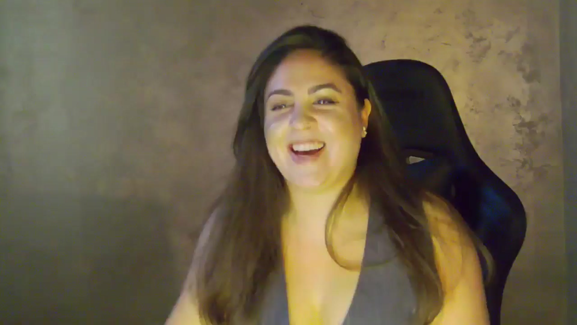 Gallery image thumbnail from NotVanilla's myfreecams stream on, 01/04/2026, 23:58 image 14 of 20