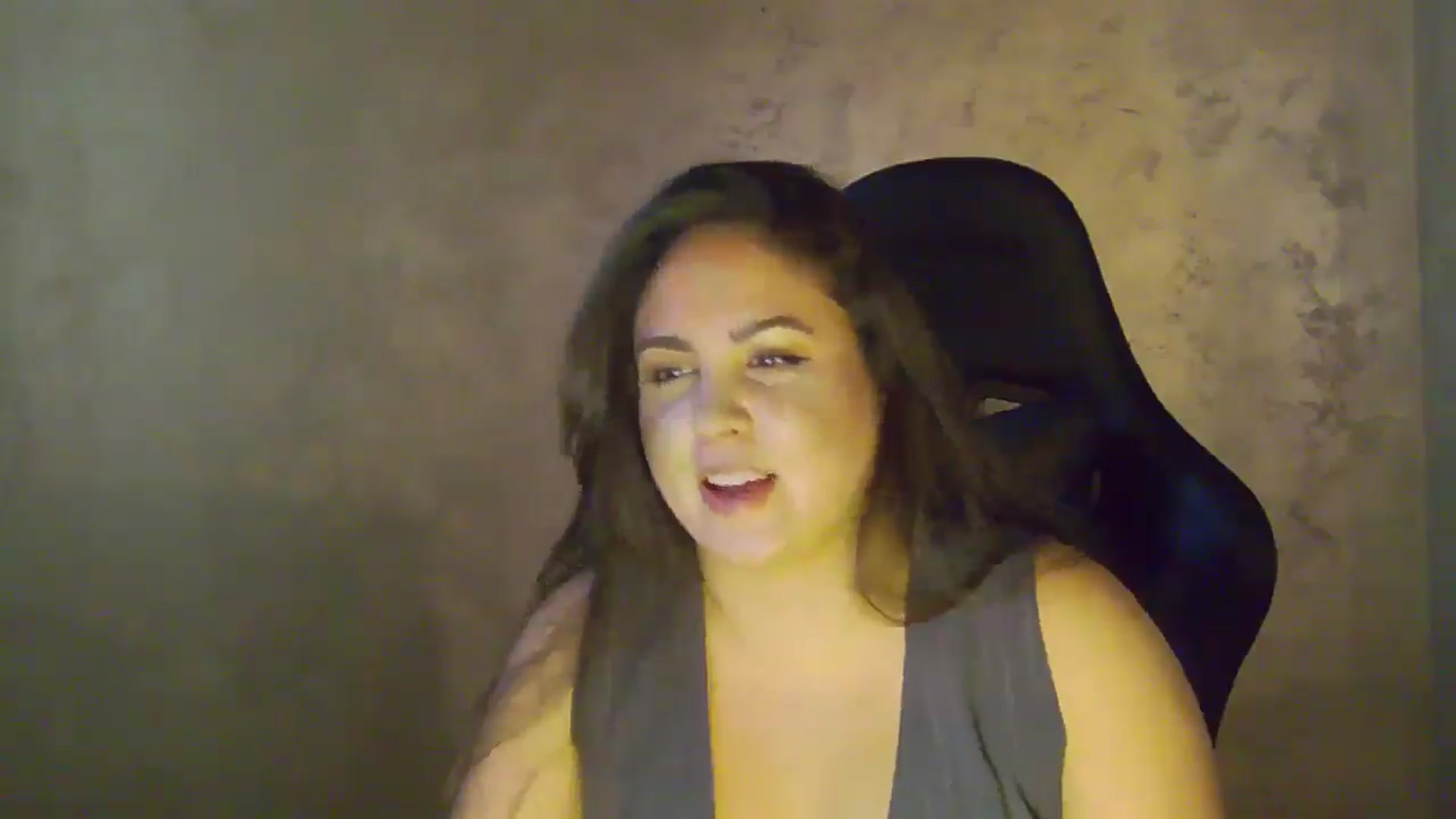 Gallery image thumbnail from NotVanilla's myfreecams stream on, 01/04/2026, 23:58 image 11 of 20