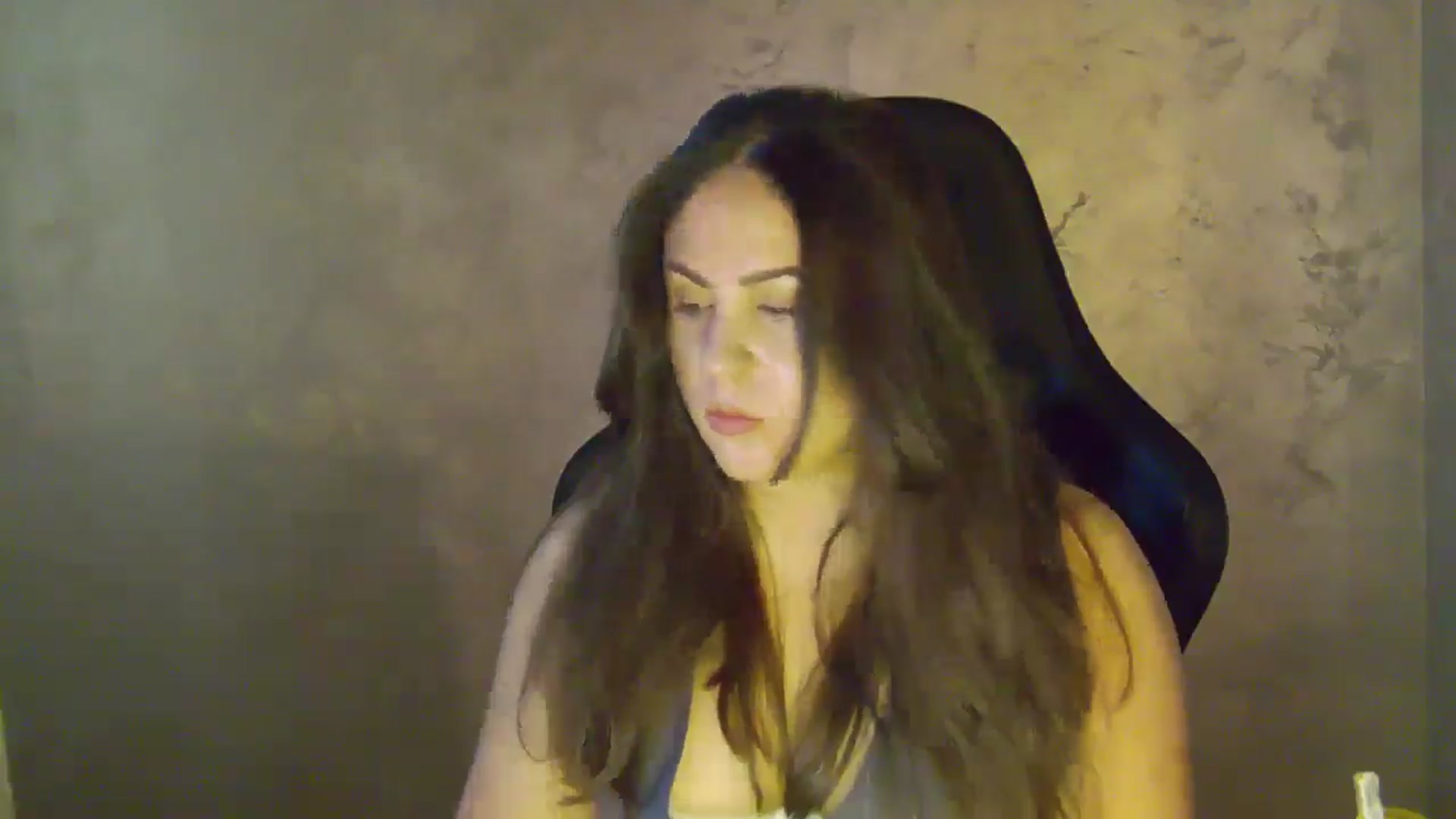 Gallery image thumbnail from NotVanilla's myfreecams stream on, 01/04/2026, 23:58 image 7 of 20