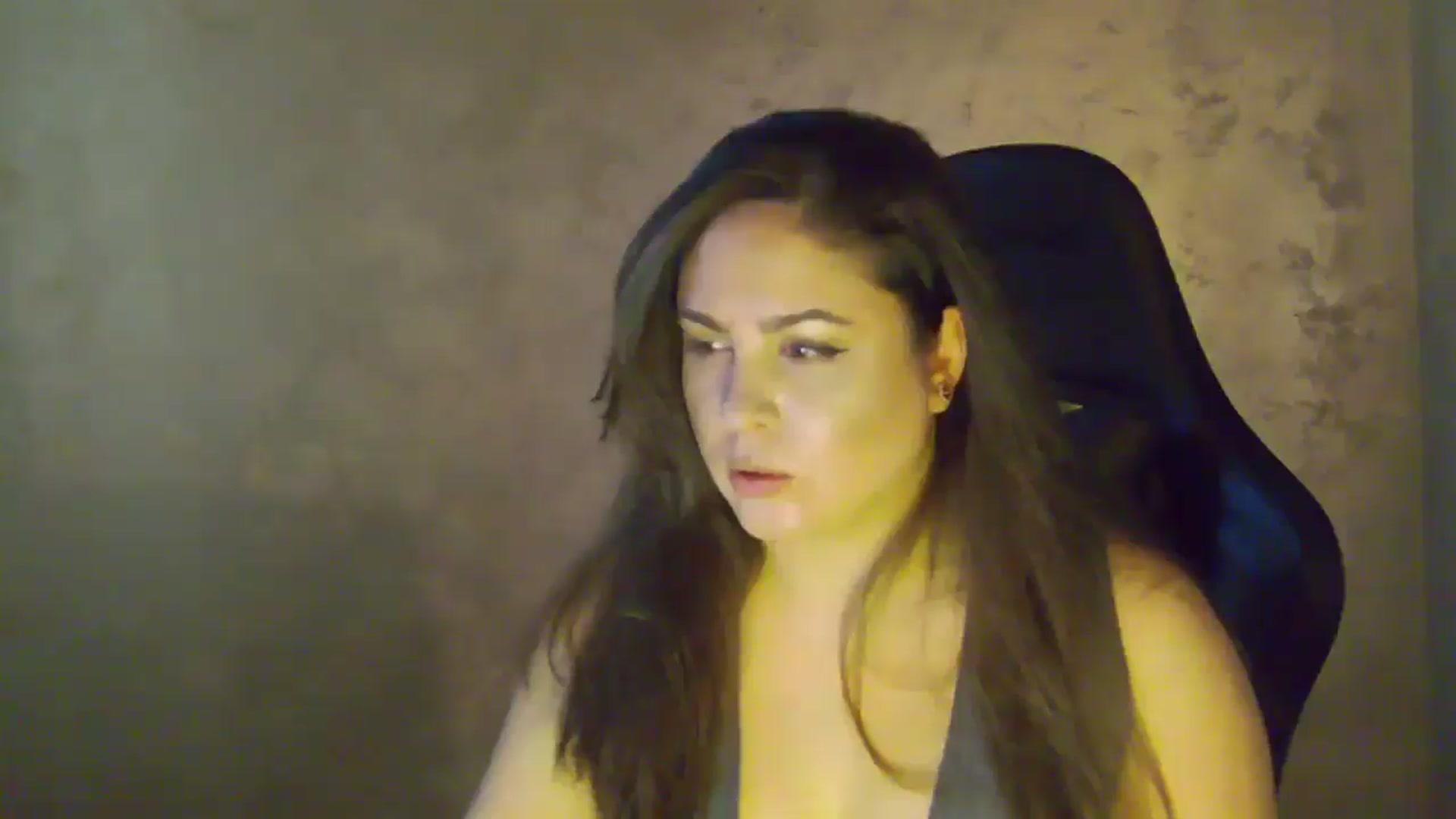 Gallery image thumbnail from NotVanilla's myfreecams stream on, 01/04/2026, 23:58 image 20 of 20