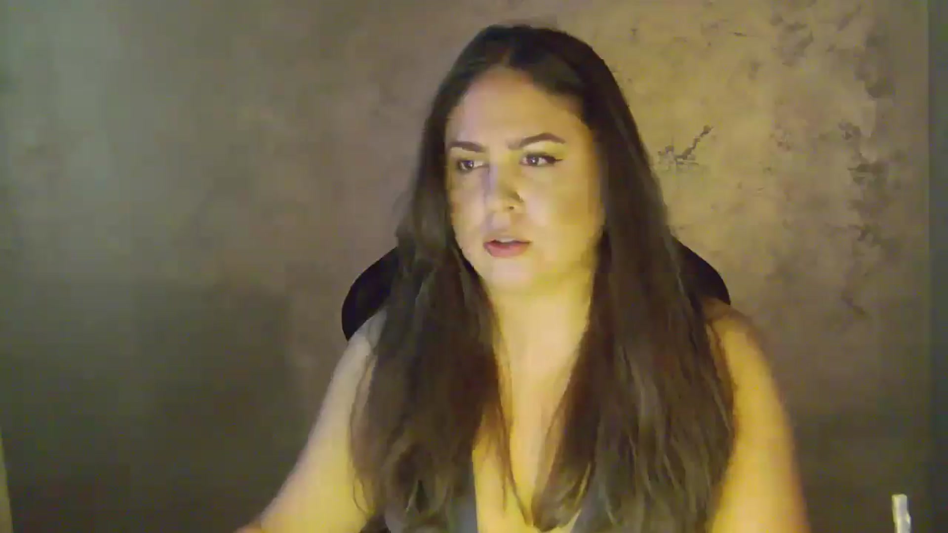 Gallery image thumbnail from NotVanilla's myfreecams stream on, 01/04/2026, 23:58 image 2 of 20