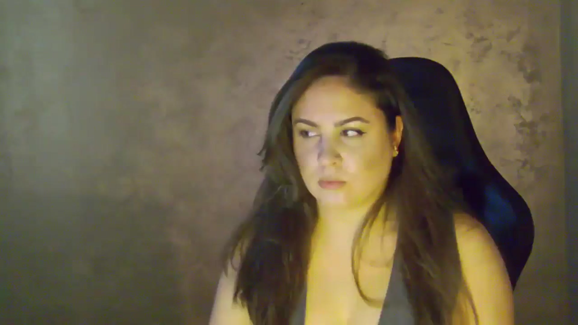 Gallery image thumbnail from NotVanilla's myfreecams stream on, 01/04/2026, 23:58 image 19 of 20