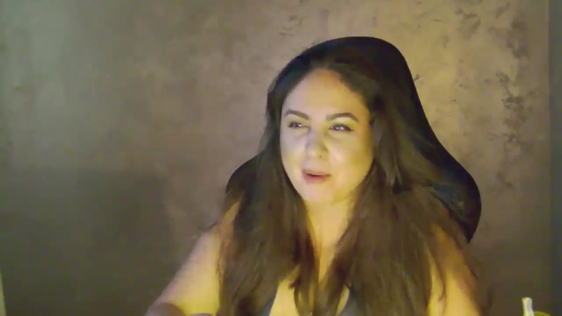 Gallery image thumbnail from NotVanilla's myfreecams stream on, 01/04/2026, 23:58 image 9 of 20
