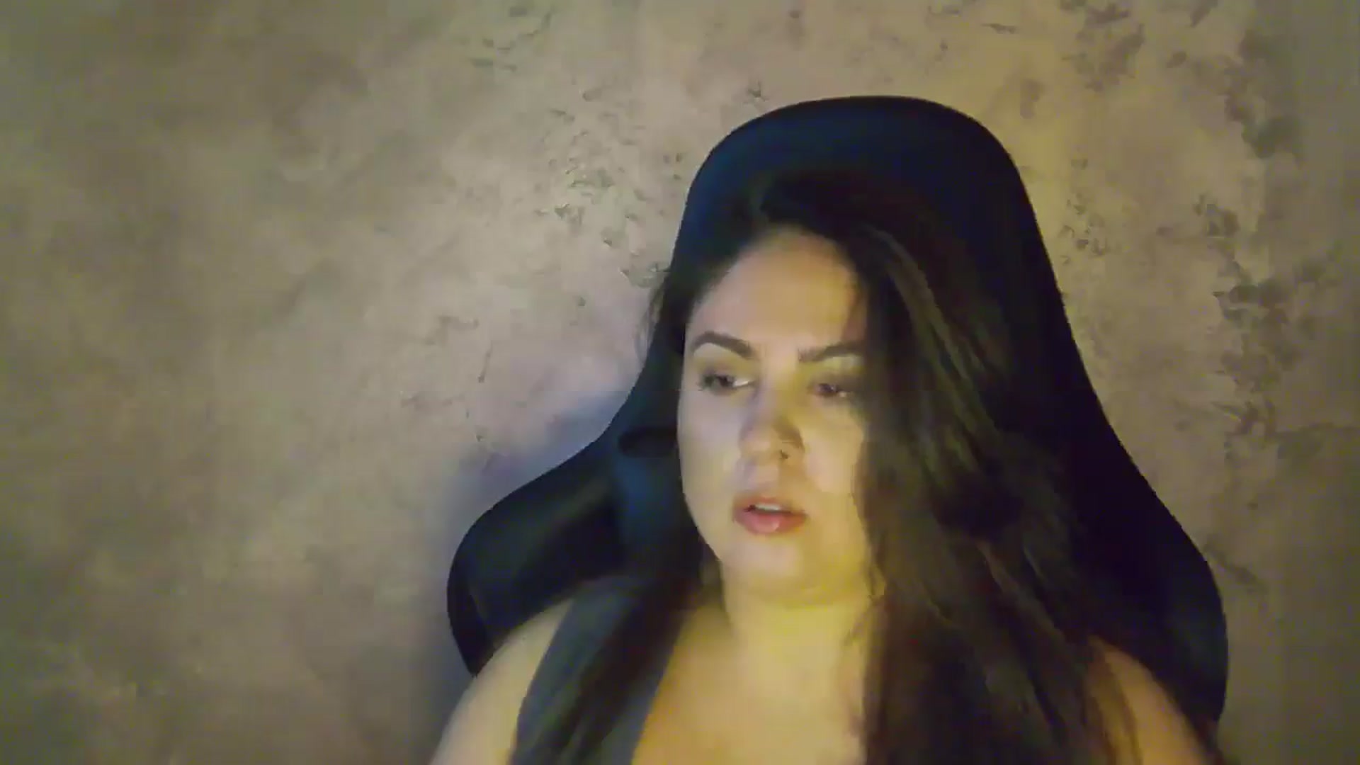 Gallery image thumbnail from NotVanilla's myfreecams stream on, 01/05/2026, 03:01 image 15 of 20