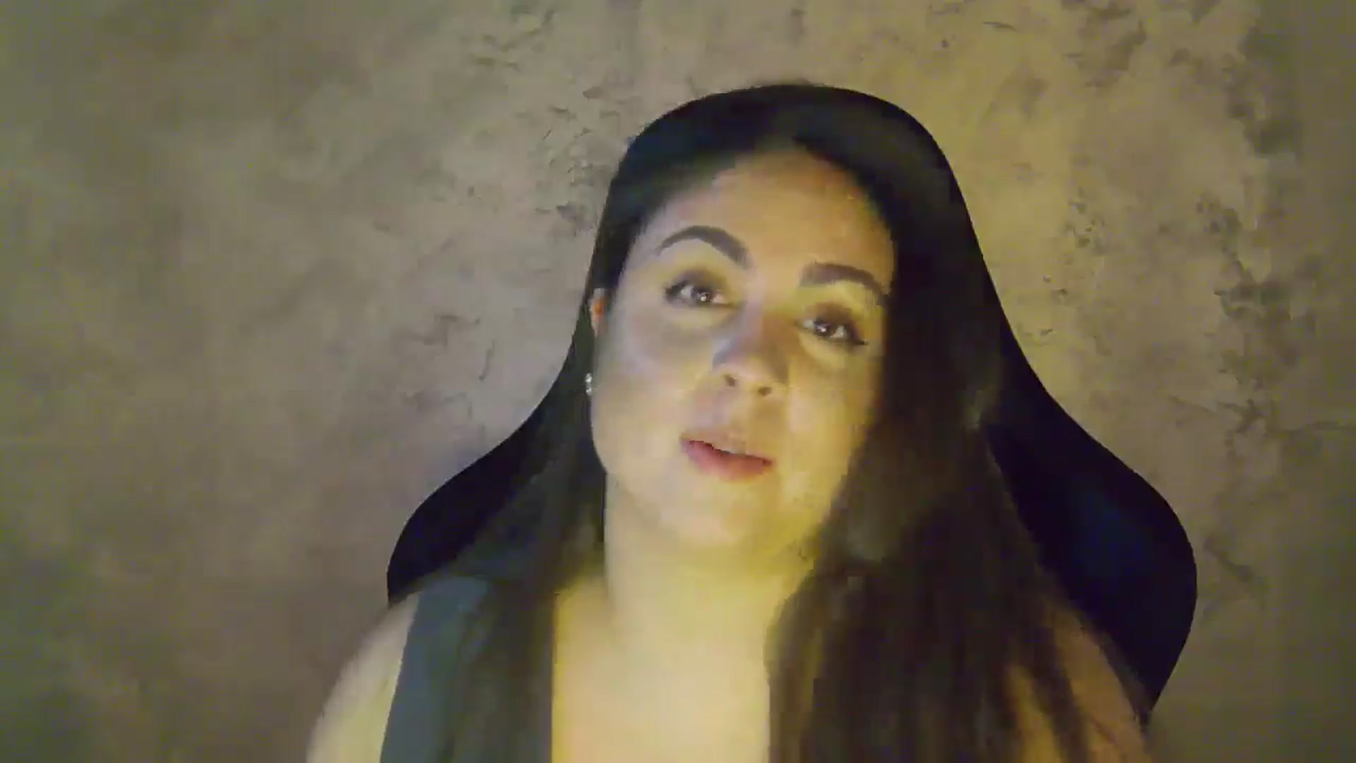 Gallery image thumbnail from NotVanilla's myfreecams stream on, 01/05/2026, 03:01 image 14 of 20