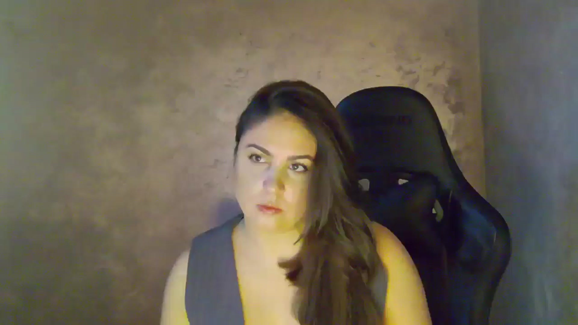 Gallery image thumbnail from NotVanilla's myfreecams stream on, 01/05/2026, 03:41 image 17 of 20