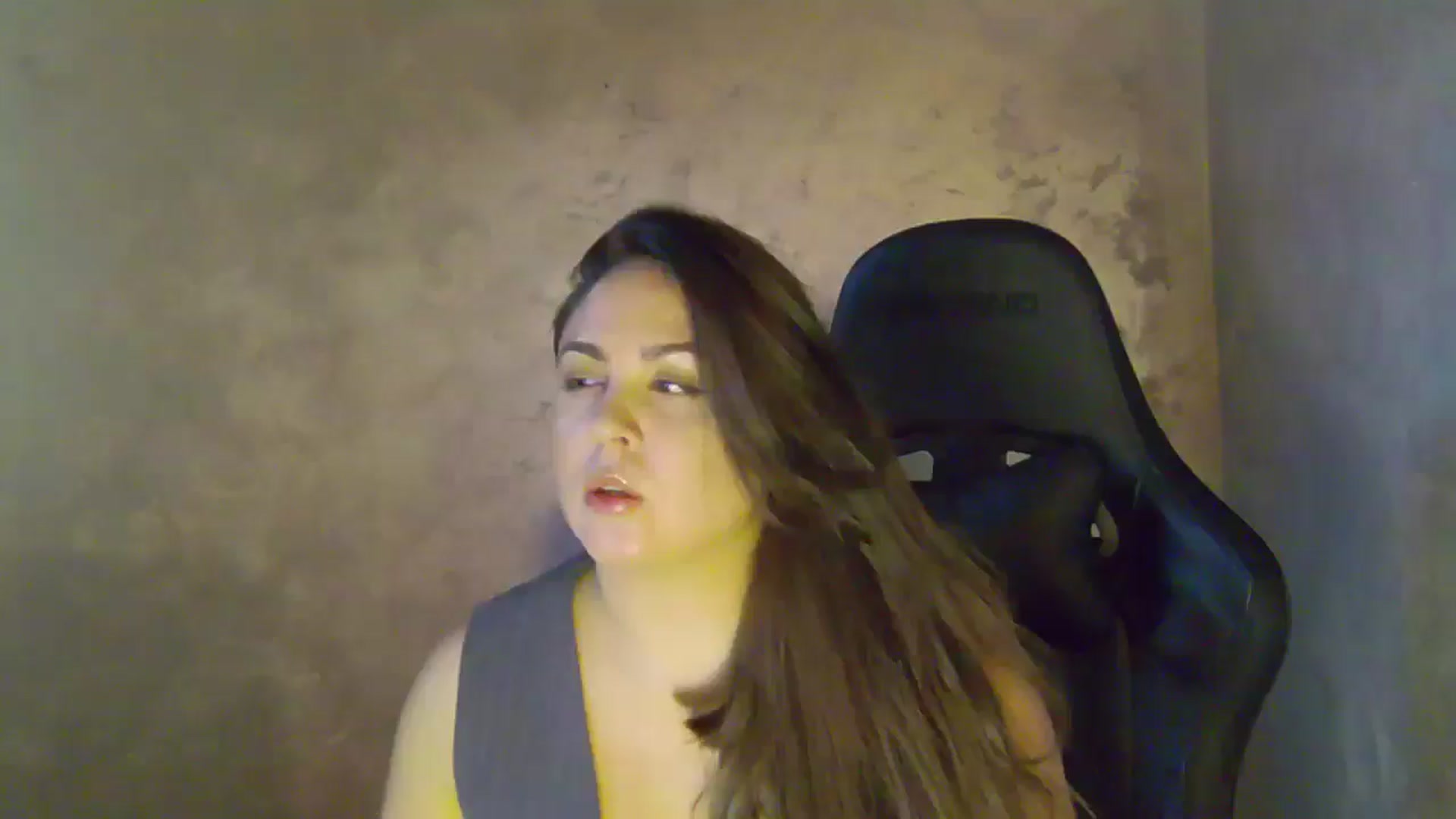 Gallery image thumbnail from NotVanilla's myfreecams stream on, 01/05/2026, 03:41 image 19 of 20