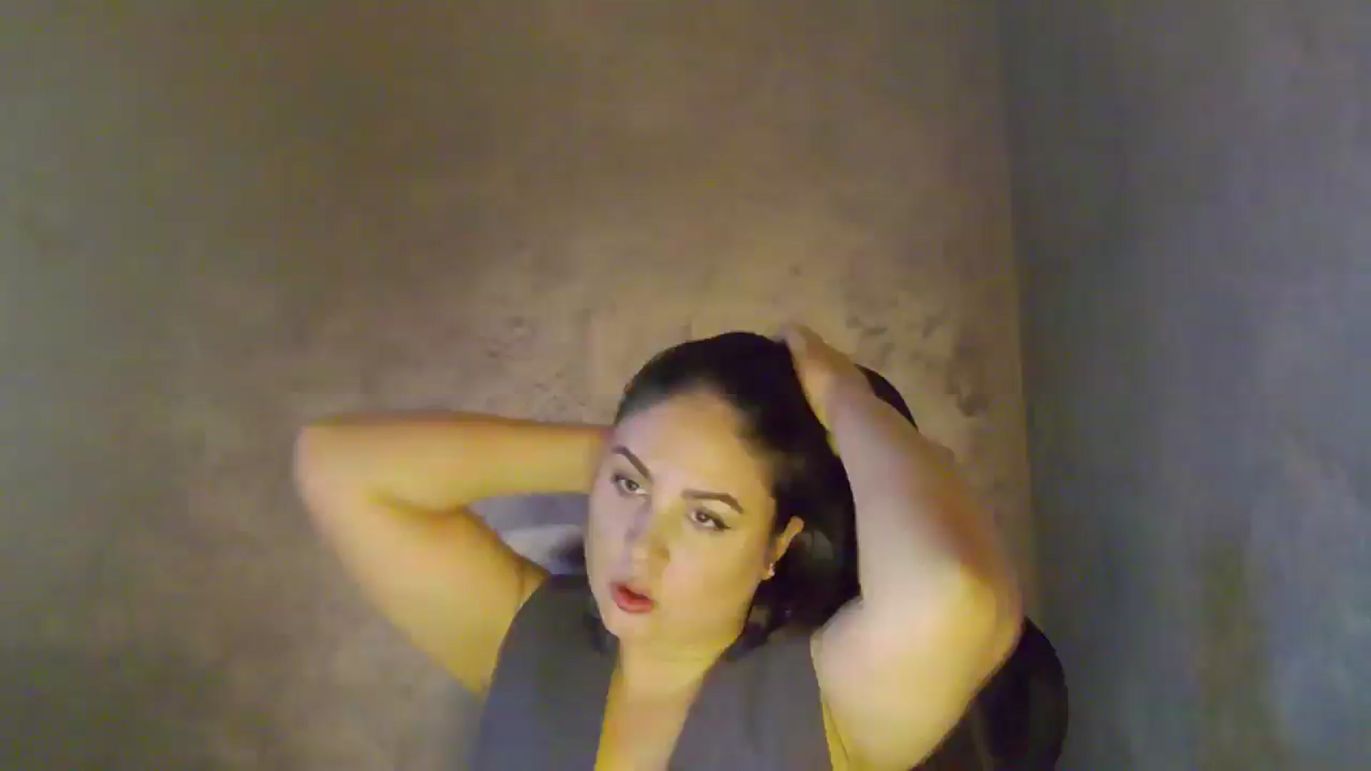 Gallery image thumbnail from NotVanilla's myfreecams stream on, 01/05/2026, 03:41 image 2 of 20