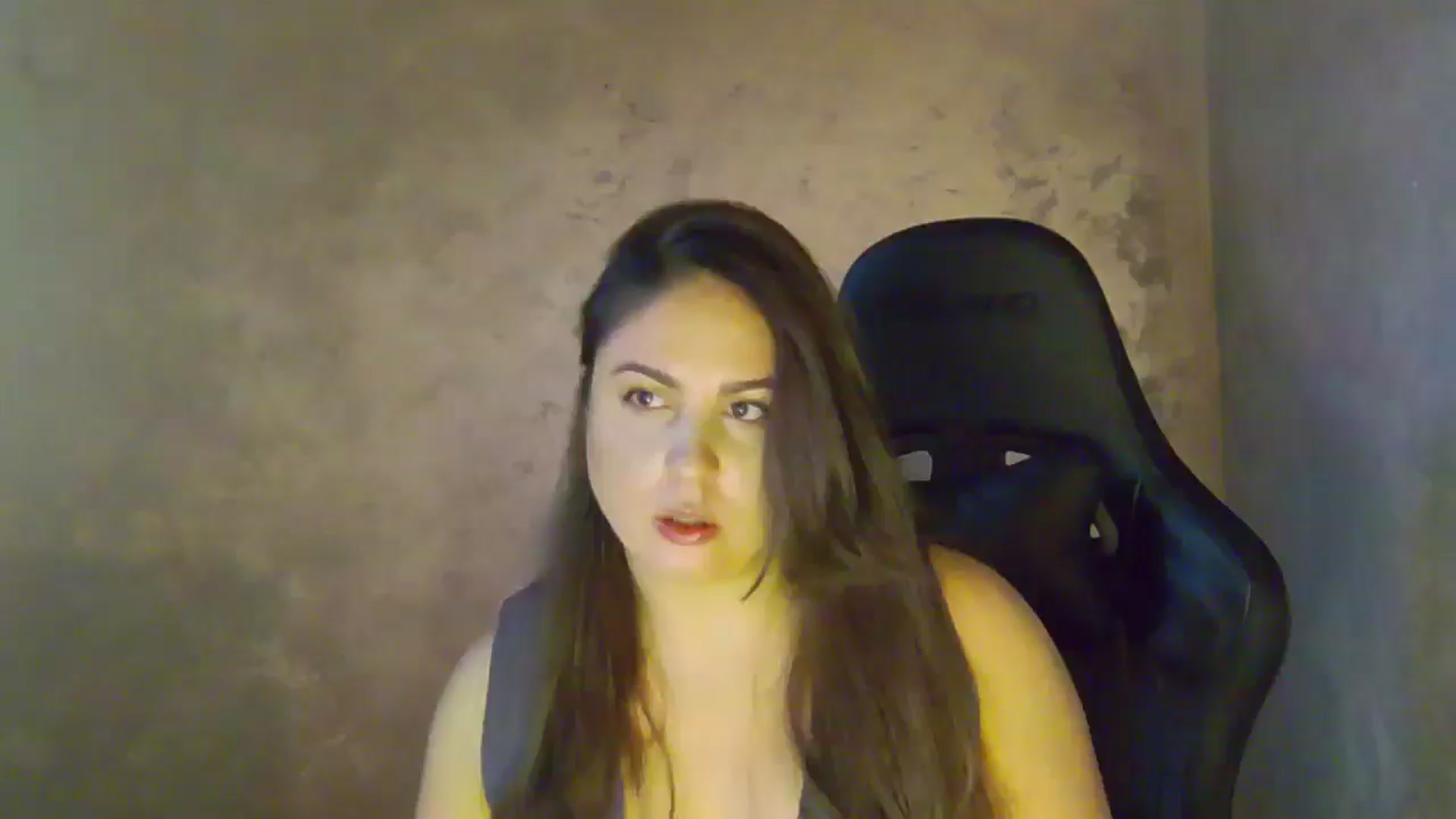 Gallery image thumbnail from NotVanilla's myfreecams stream on, 01/05/2026, 03:41 image 14 of 20
