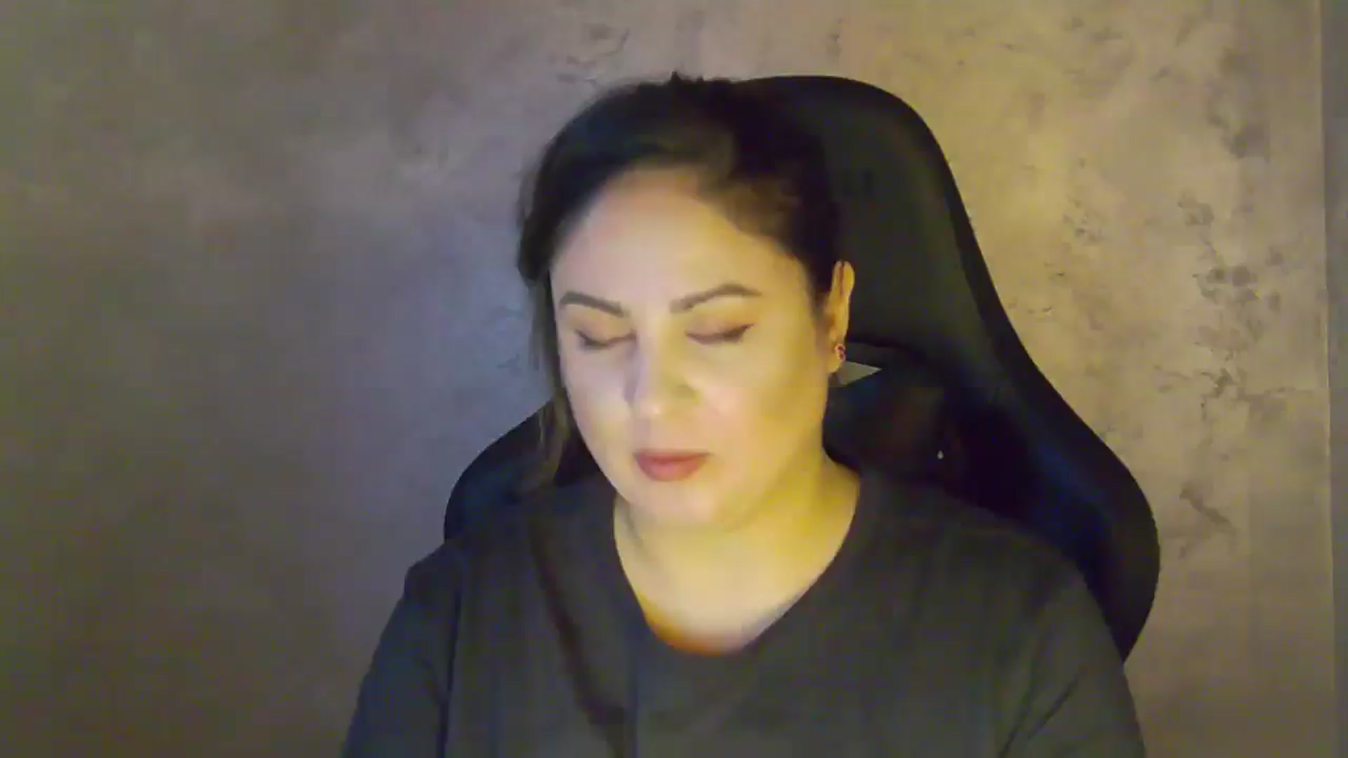 Gallery image thumbnail from NotVanilla's myfreecams stream on, 01/06/2026, 23:54 image 11 of 20