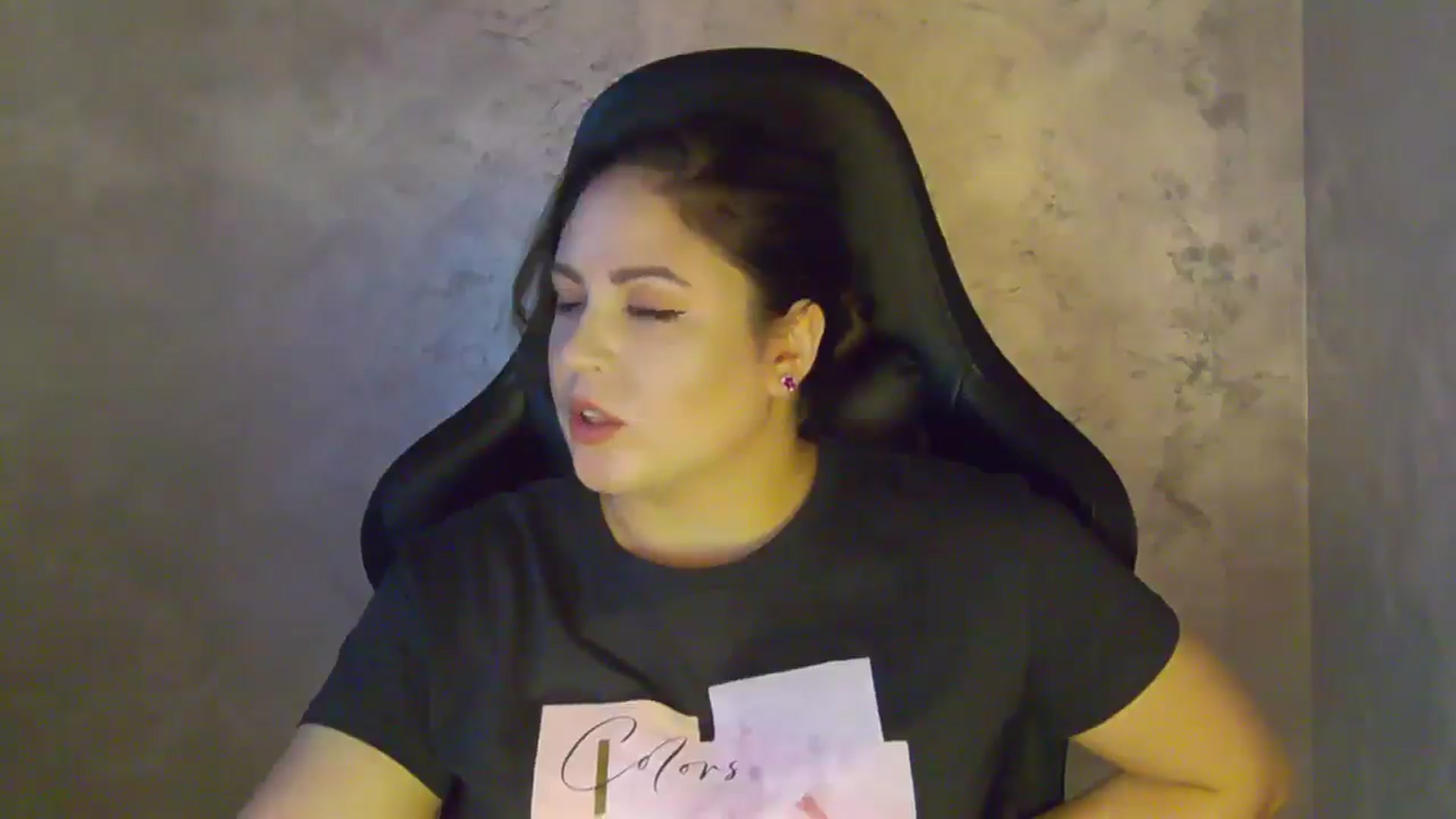 Gallery image thumbnail from NotVanilla's myfreecams stream on, 01/06/2026, 23:54 image 17 of 20
