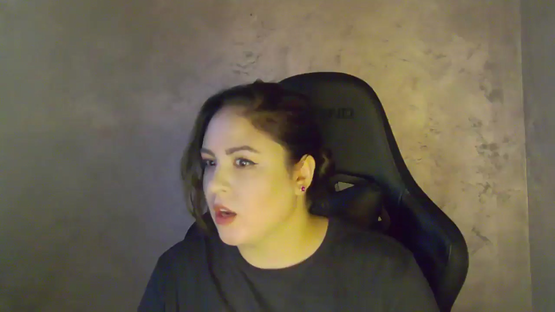 Gallery image thumbnail from NotVanilla's myfreecams stream on, 01/06/2026, 23:54 image 1 of 20