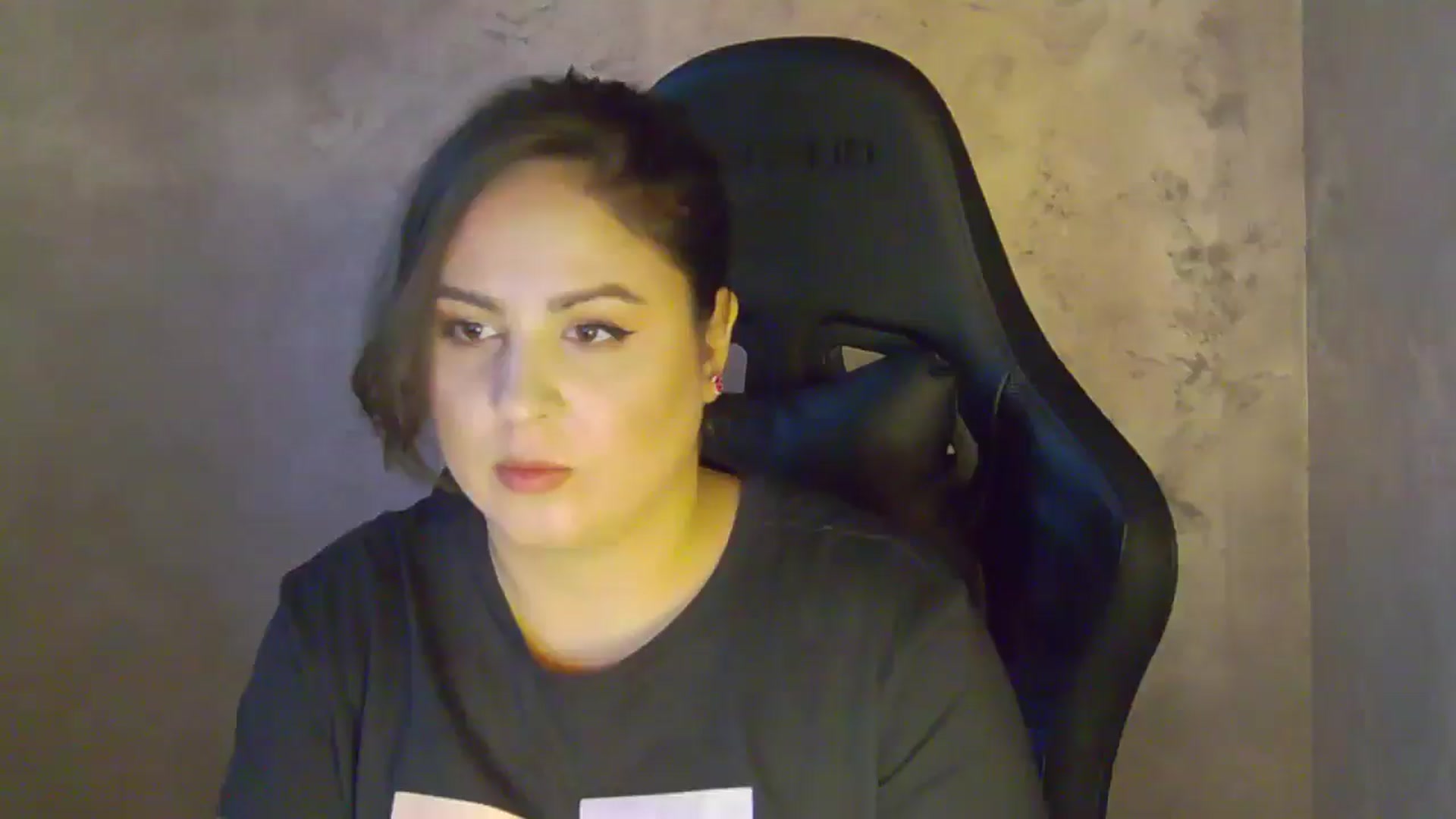 Gallery image thumbnail from NotVanilla's myfreecams stream on, 01/06/2026, 23:54 image 16 of 20
