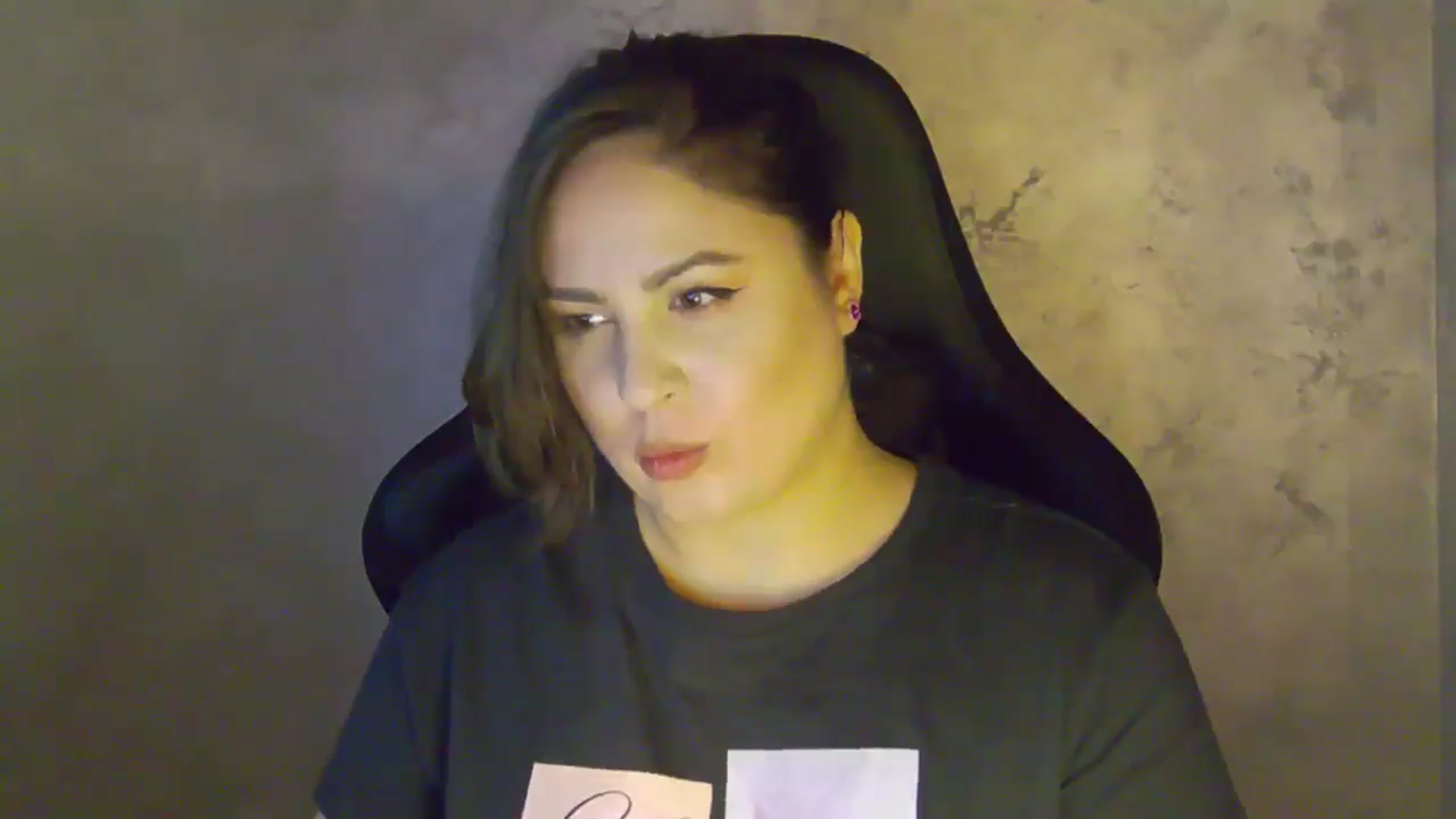 Gallery image thumbnail from NotVanilla's myfreecams stream on, 01/06/2026, 23:54 image 13 of 20