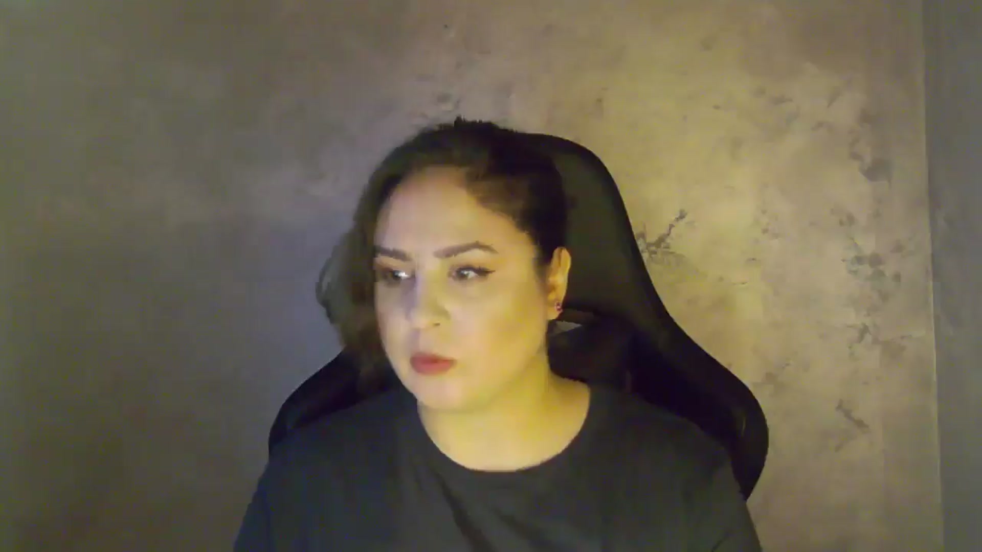 Gallery image thumbnail from NotVanilla's myfreecams stream on, 01/06/2026, 23:54 image 4 of 20