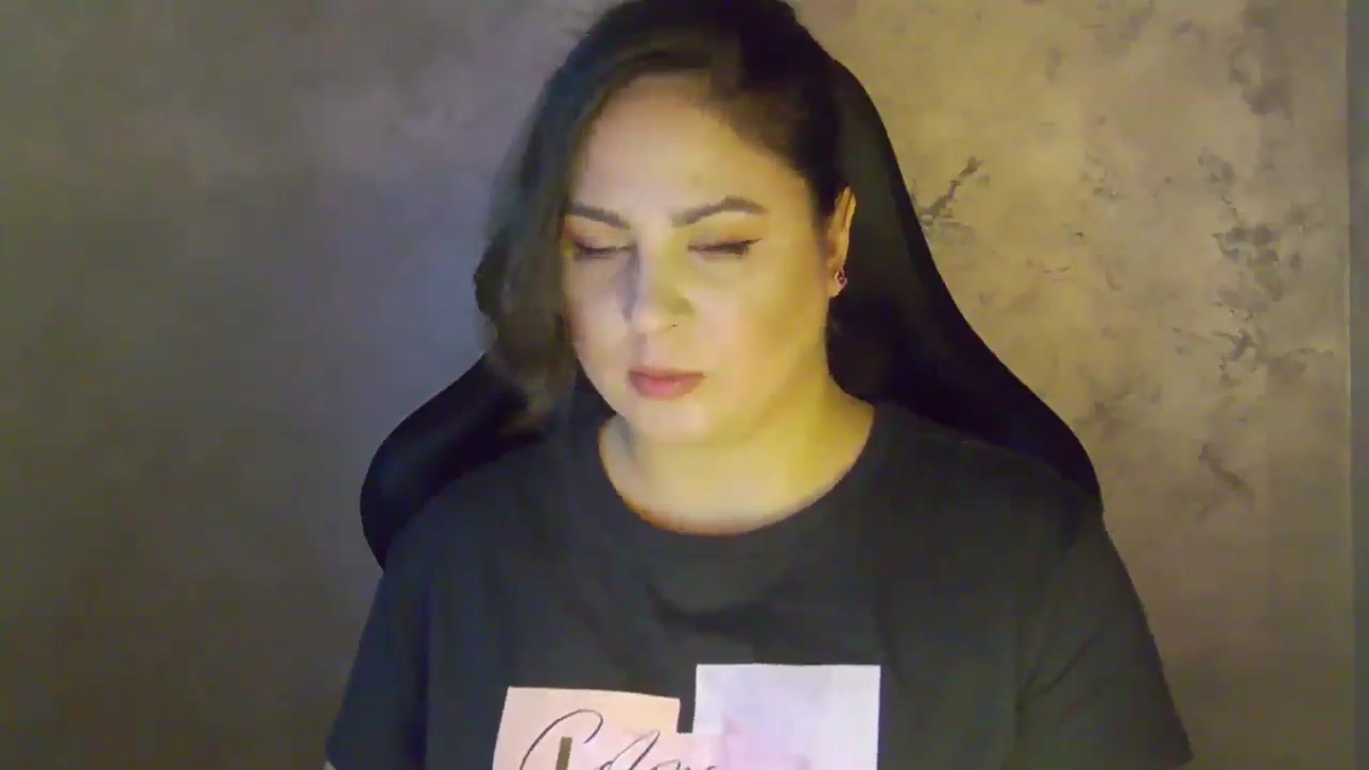 Gallery image thumbnail from NotVanilla's myfreecams stream on, 01/06/2026, 23:54 image 15 of 20