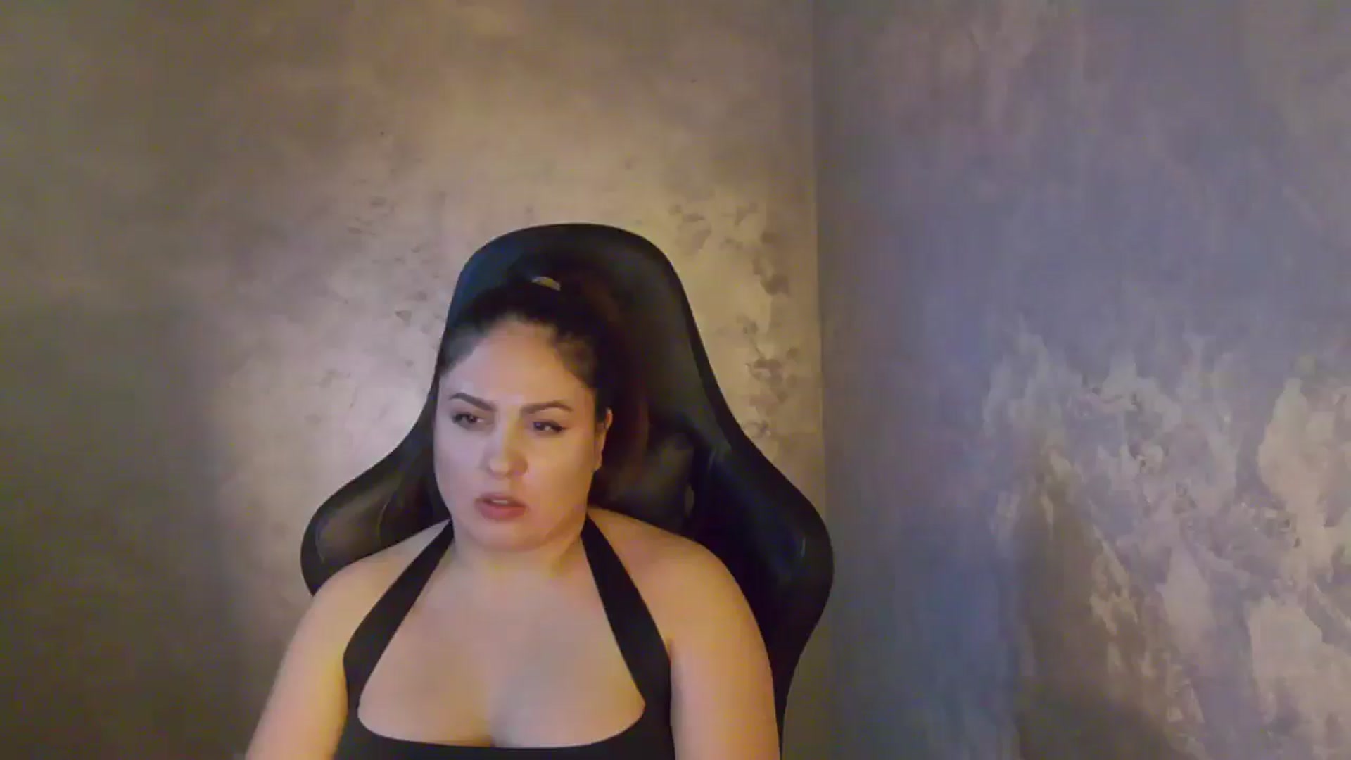 Gallery image thumbnail from NotVanilla's myfreecams stream on, 01/07/2026, 03:38 image 19 of 20