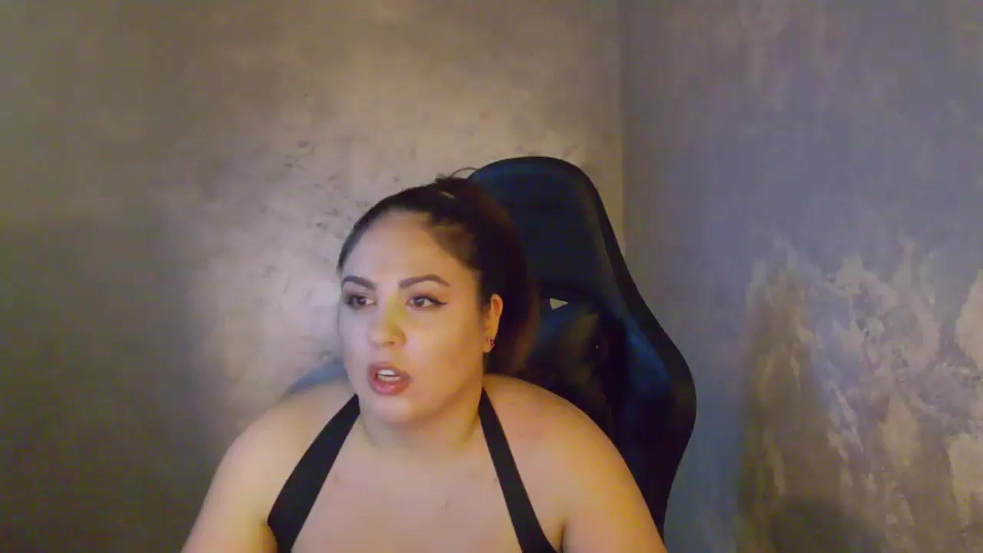 Gallery image thumbnail from NotVanilla's myfreecams stream on, 01/07/2026, 03:38 image 1 of 20