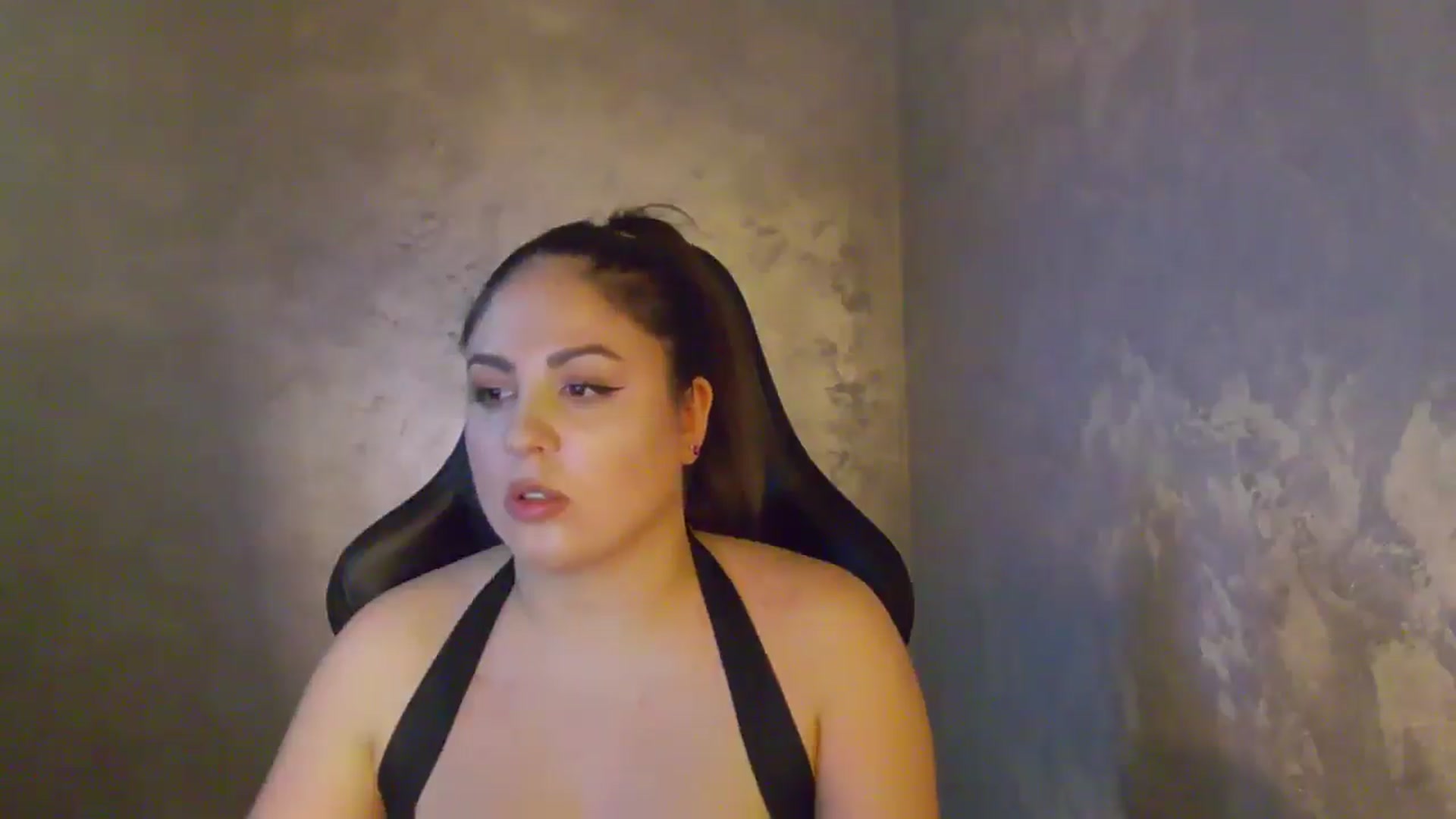 Gallery image thumbnail from NotVanilla's myfreecams stream on, 01/07/2026, 03:38 image 15 of 20