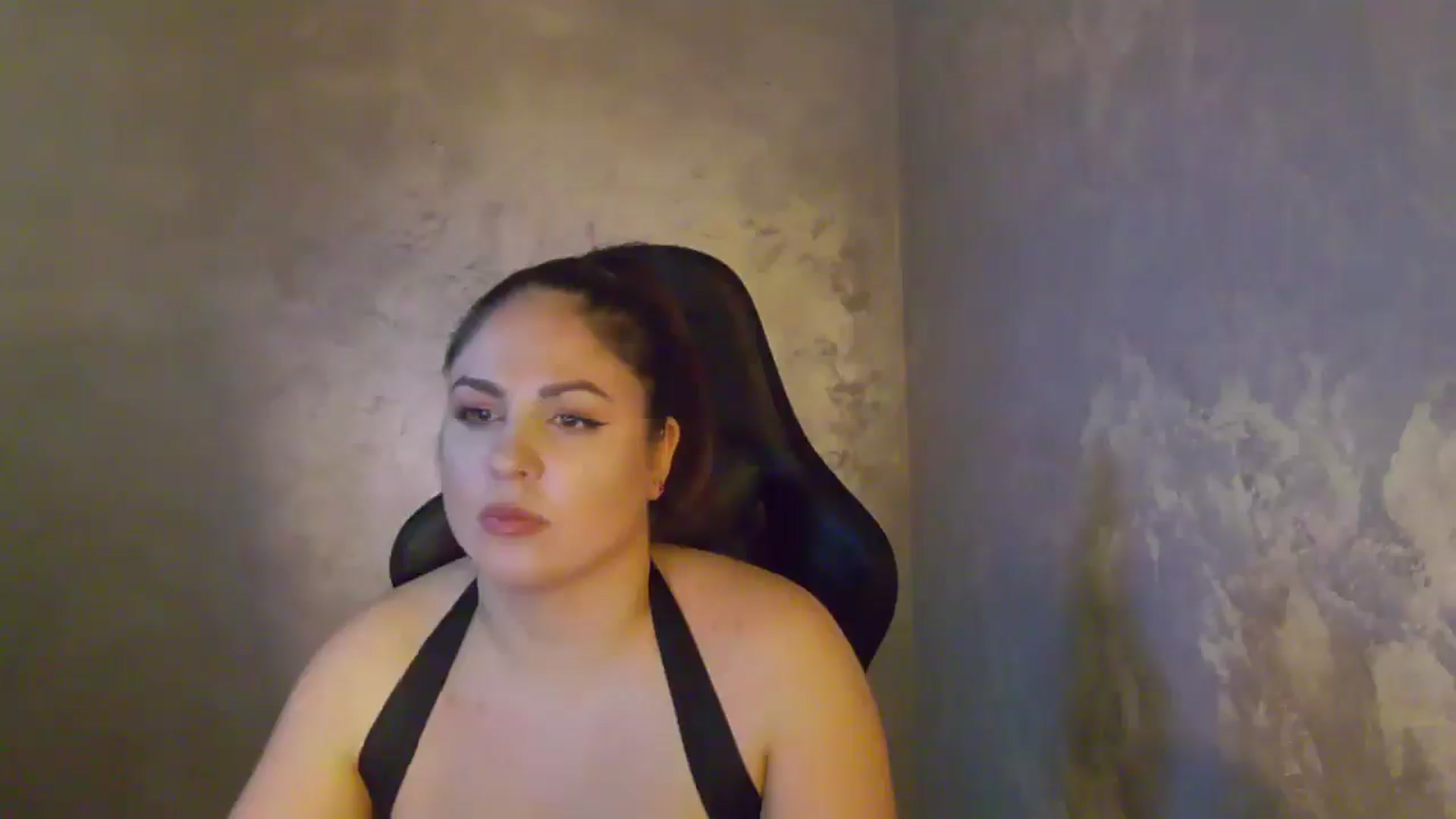Gallery image thumbnail from NotVanilla's myfreecams stream on, 01/07/2026, 03:38 image 12 of 20