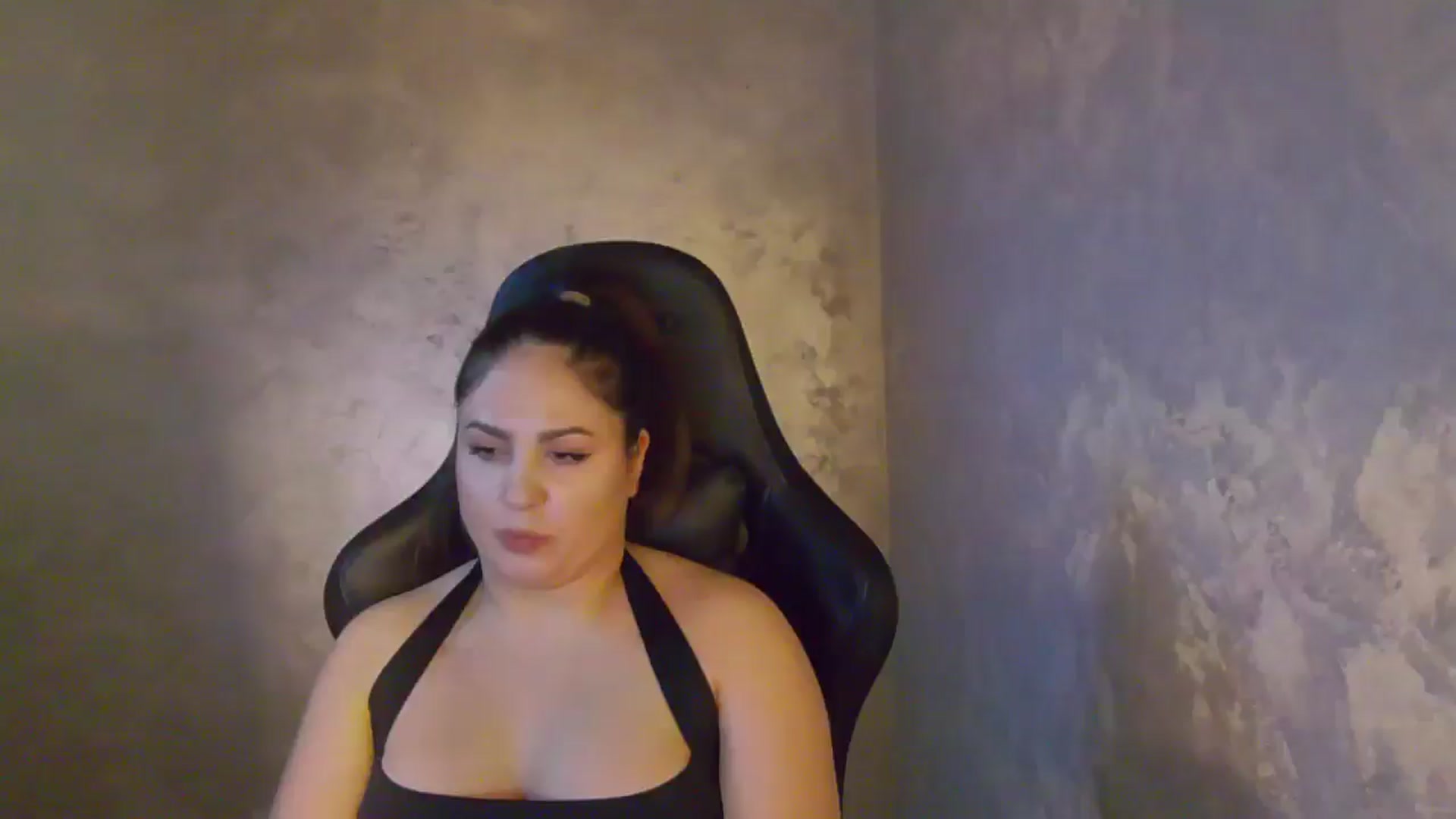 Gallery image thumbnail from NotVanilla's myfreecams stream on, 01/07/2026, 03:38 image 18 of 20