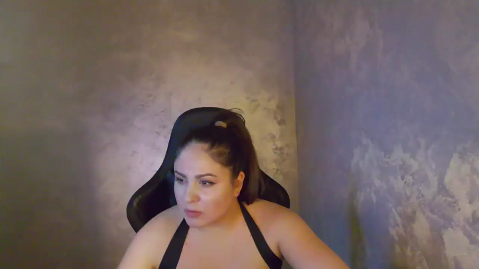 Gallery image thumbnail from NotVanilla's myfreecams stream on, 01/07/2026, 04:56 image 18 of 20