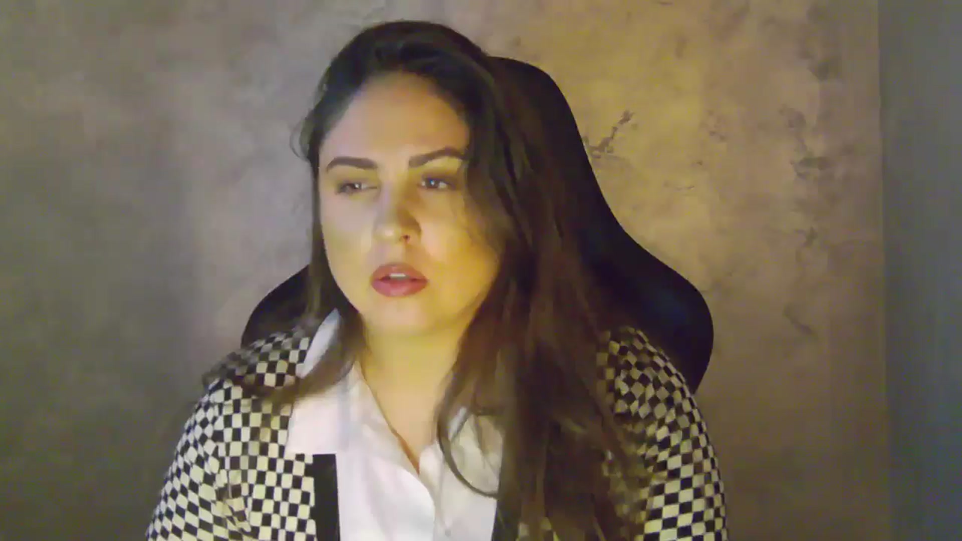Gallery image thumbnail from NotVanilla's myfreecams stream on, 01/11/2026, 04:48 image 10 of 20