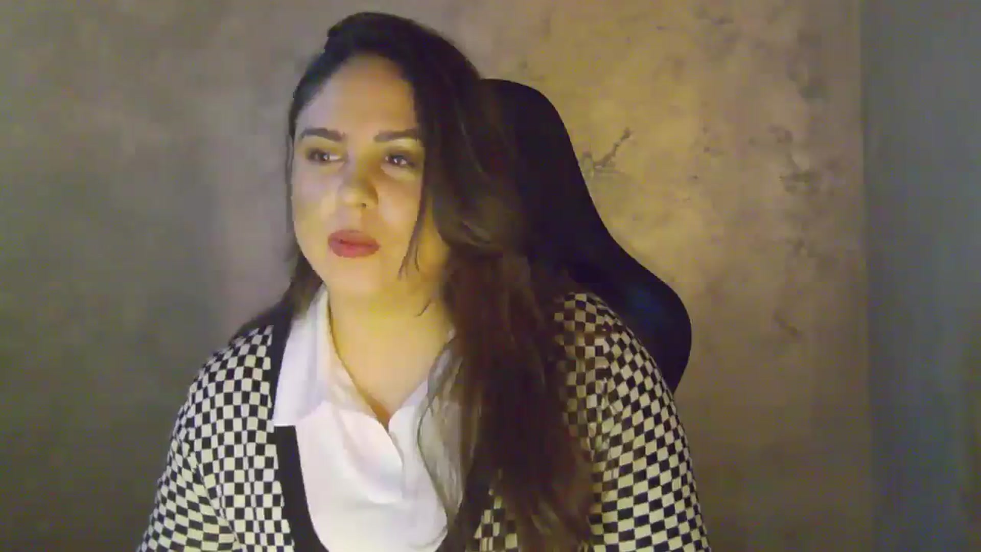 Gallery image thumbnail from NotVanilla's myfreecams stream on, 01/11/2026, 04:48 image 2 of 20