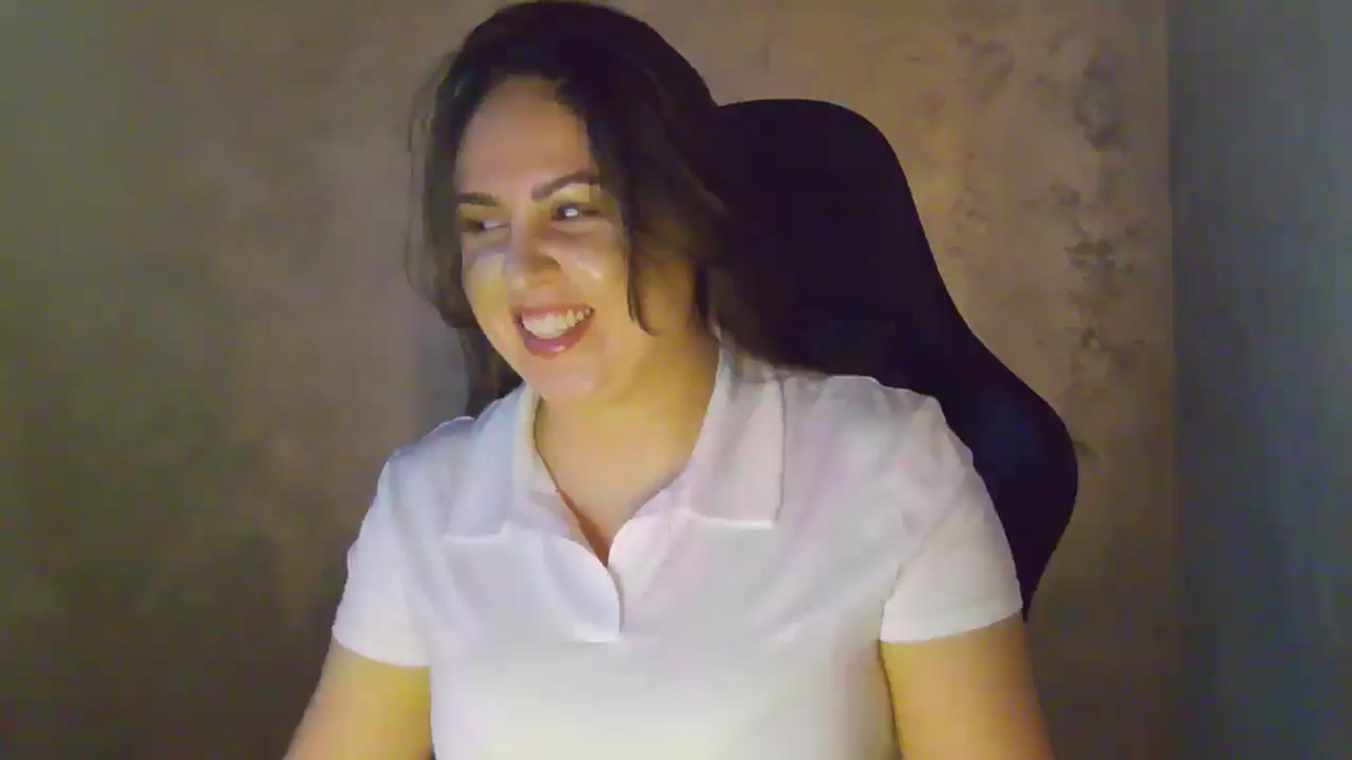 Gallery image thumbnail from NotVanilla's myfreecams stream on, 01/11/2026, 06:09 image 10 of 20