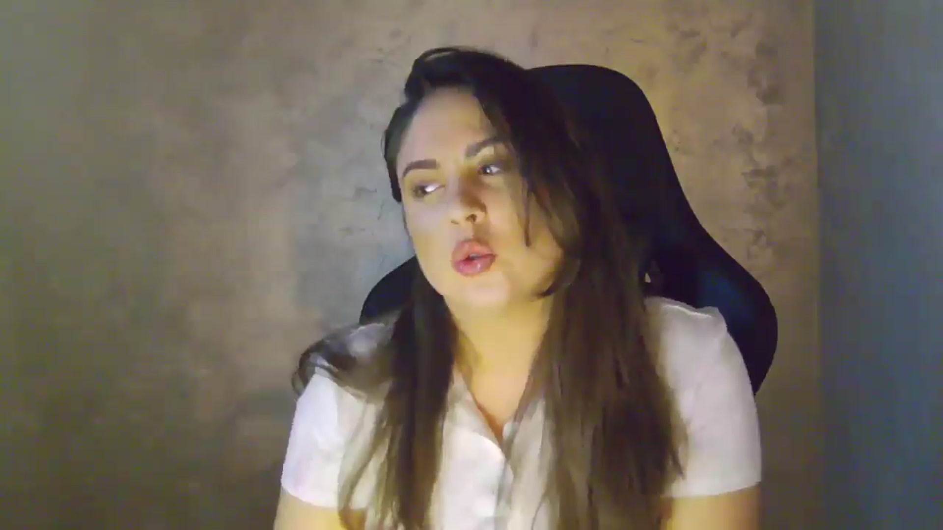 Gallery image thumbnail from NotVanilla's myfreecams stream on, 01/11/2026, 06:09 image 5 of 20