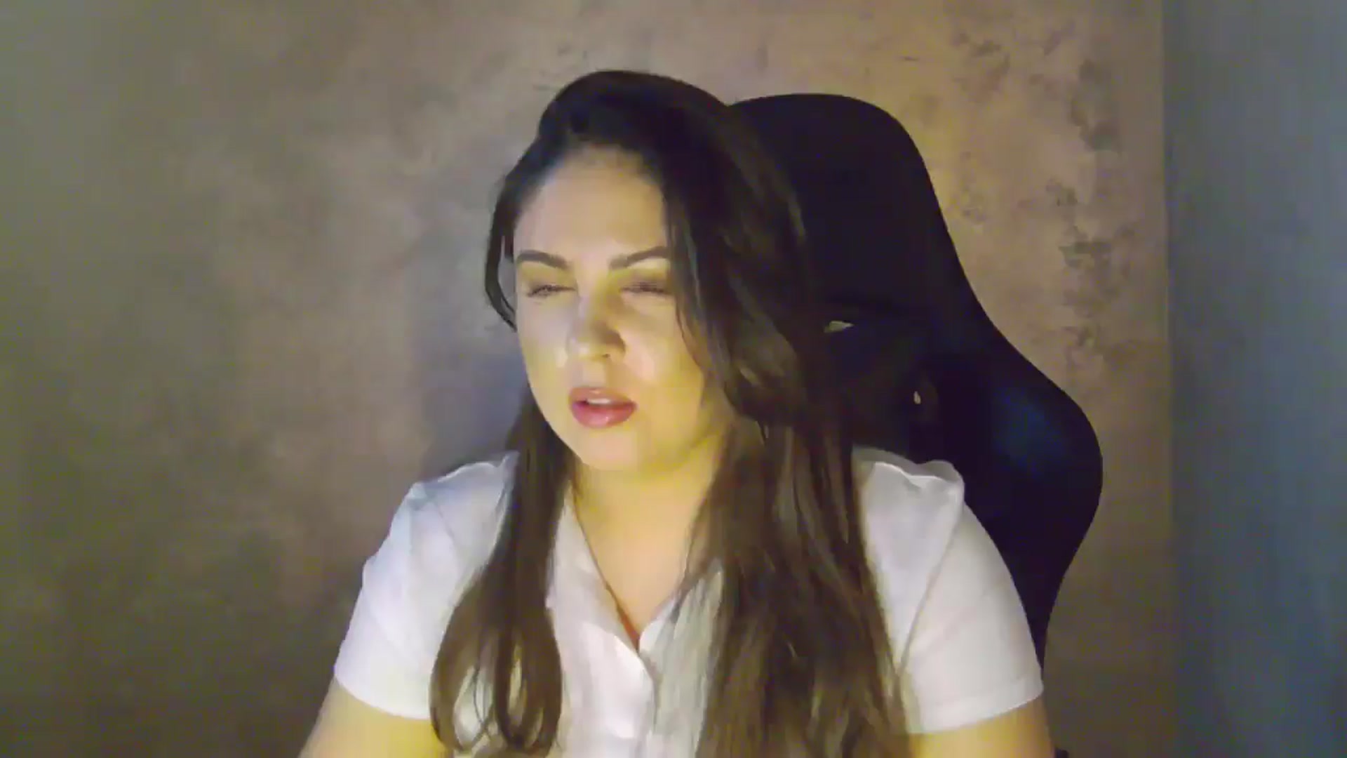 Gallery image thumbnail from NotVanilla's myfreecams stream on, 01/11/2026, 06:09 image 8 of 20