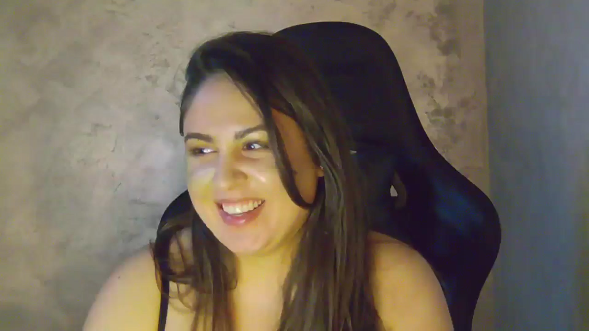 Gallery image thumbnail from NotVanilla's myfreecams stream on, 01/11/2026, 08:18 image 14 of 20