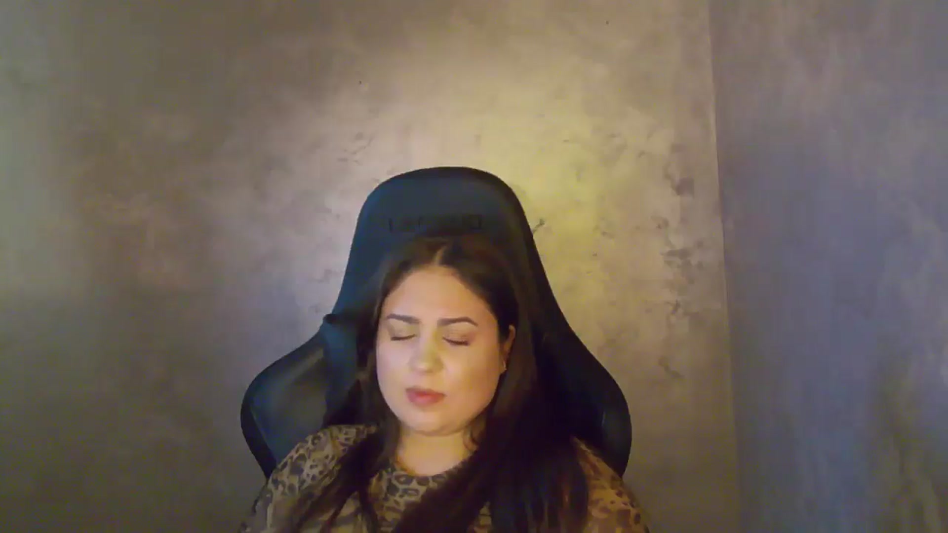 Gallery image thumbnail from NotVanilla's myfreecams stream on, 01/13/2026, 24:00 image 3 of 20