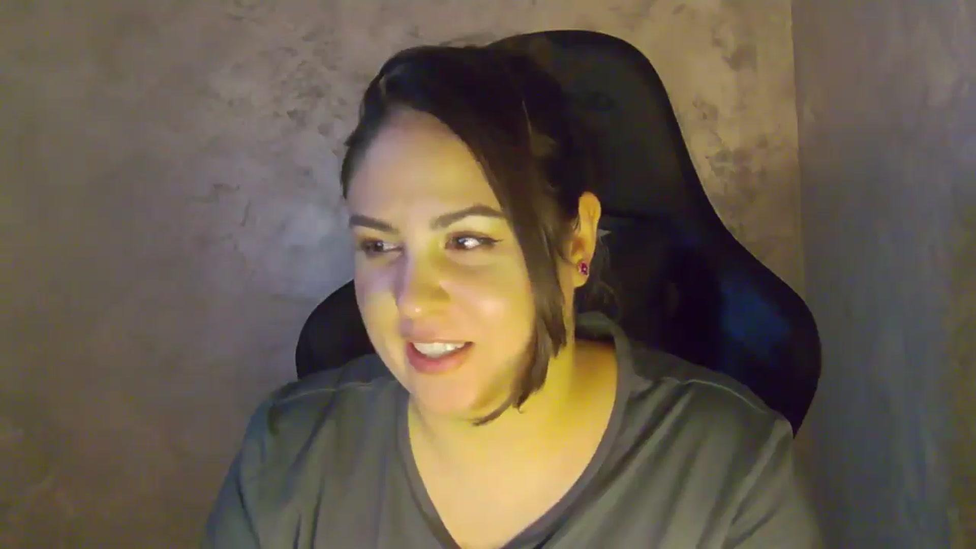 Gallery image thumbnail from NotVanilla's myfreecams stream on, 01/15/2026, 05:30 image 8 of 20