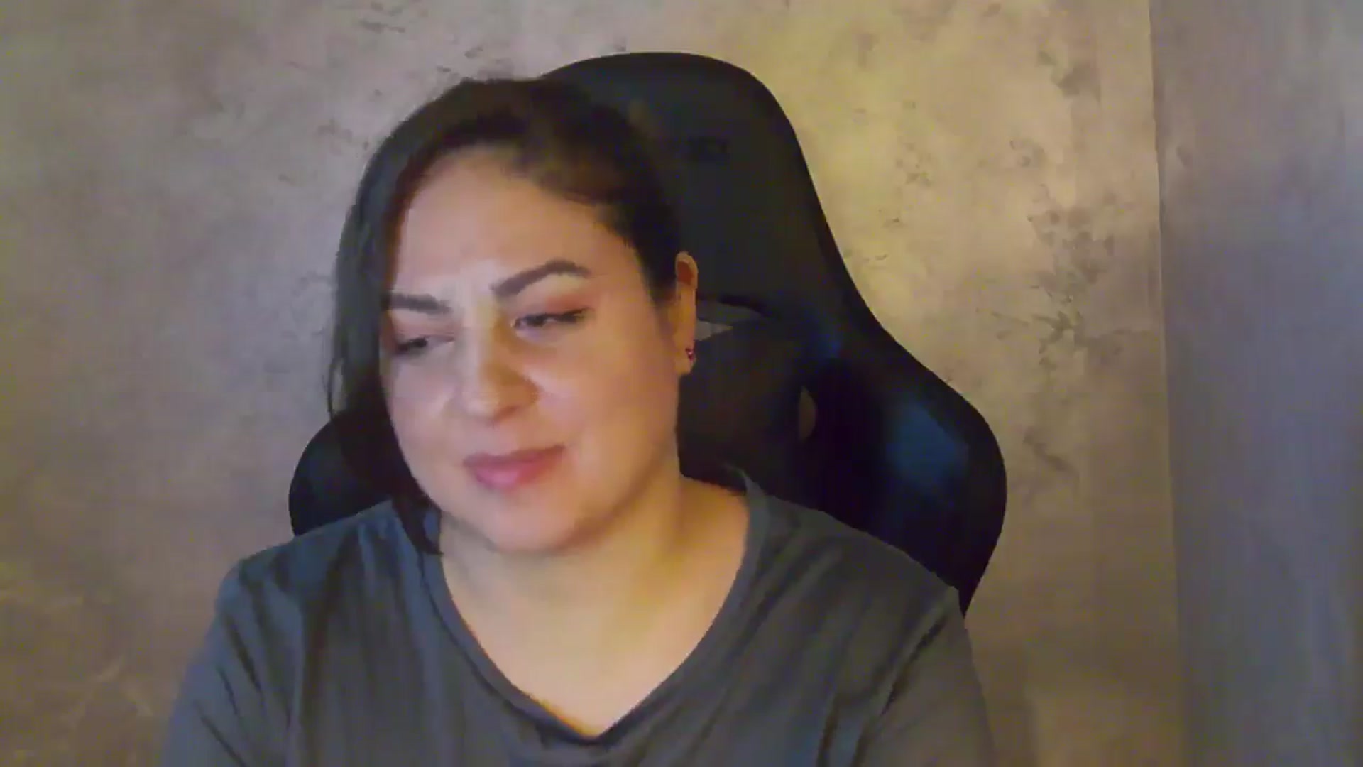 Gallery image thumbnail from NotVanilla's myfreecams stream on, 01/15/2026, 06:49 image 17 of 20