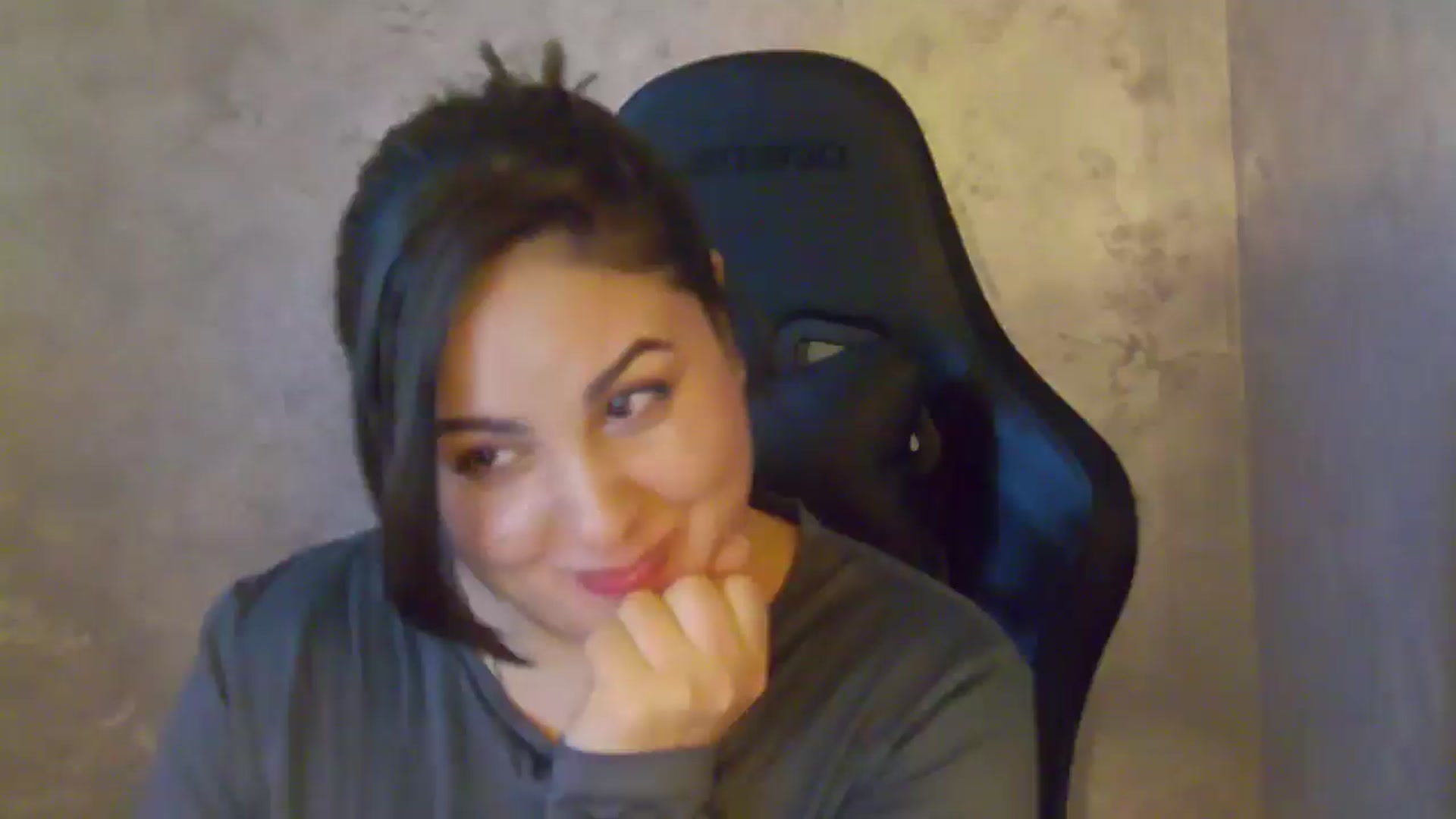 Gallery image thumbnail from NotVanilla's myfreecams stream on, 01/15/2026, 06:49 image 15 of 20