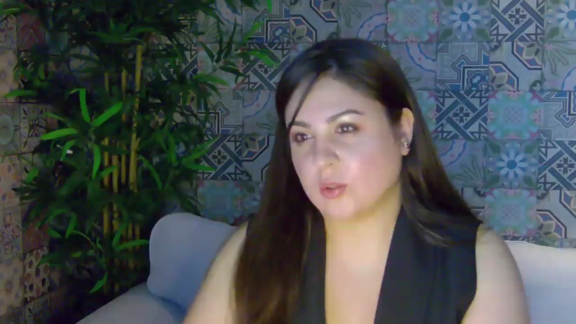 Gallery image thumbnail from NotVanilla's myfreecams stream on, 01/16/2026, 04:22 image 17 of 20