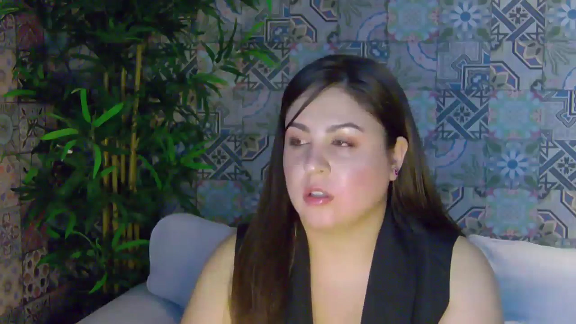 Gallery image thumbnail from NotVanilla's myfreecams stream on, 01/16/2026, 04:22 image 5 of 20